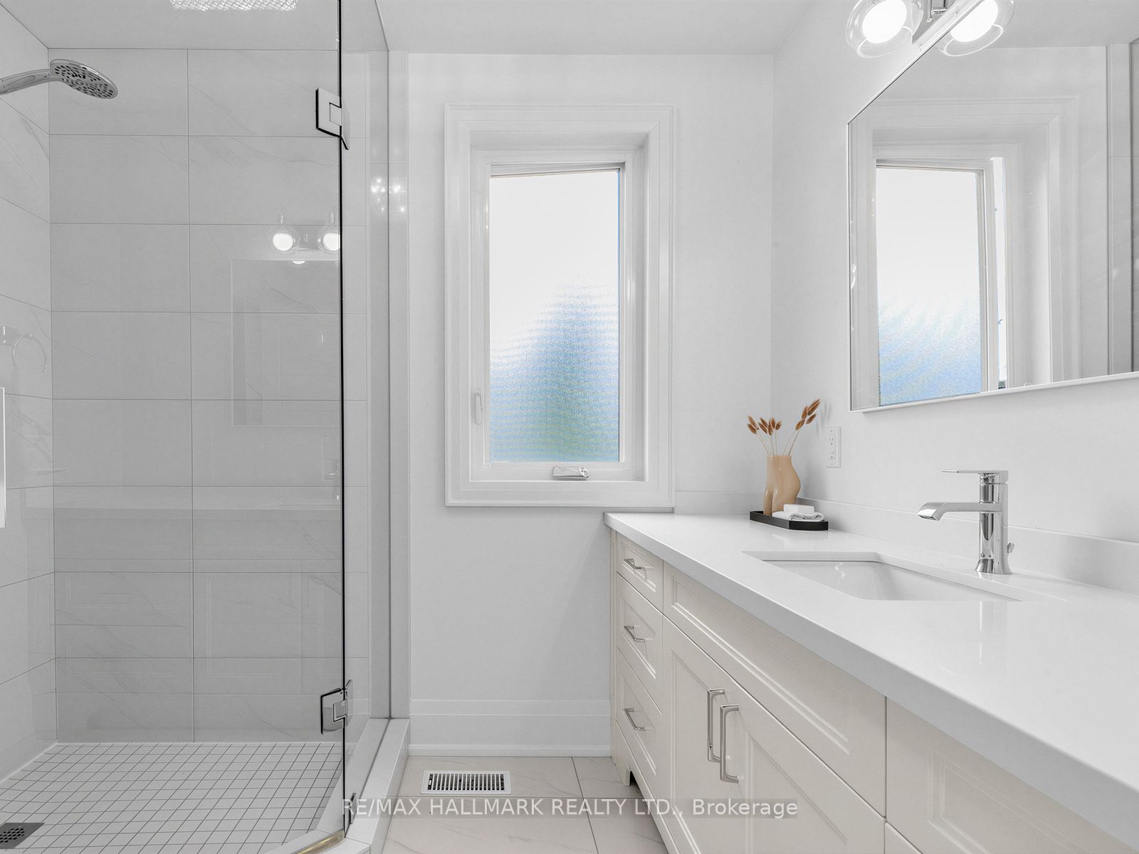 4 Woodville Avenue Property Photo 29