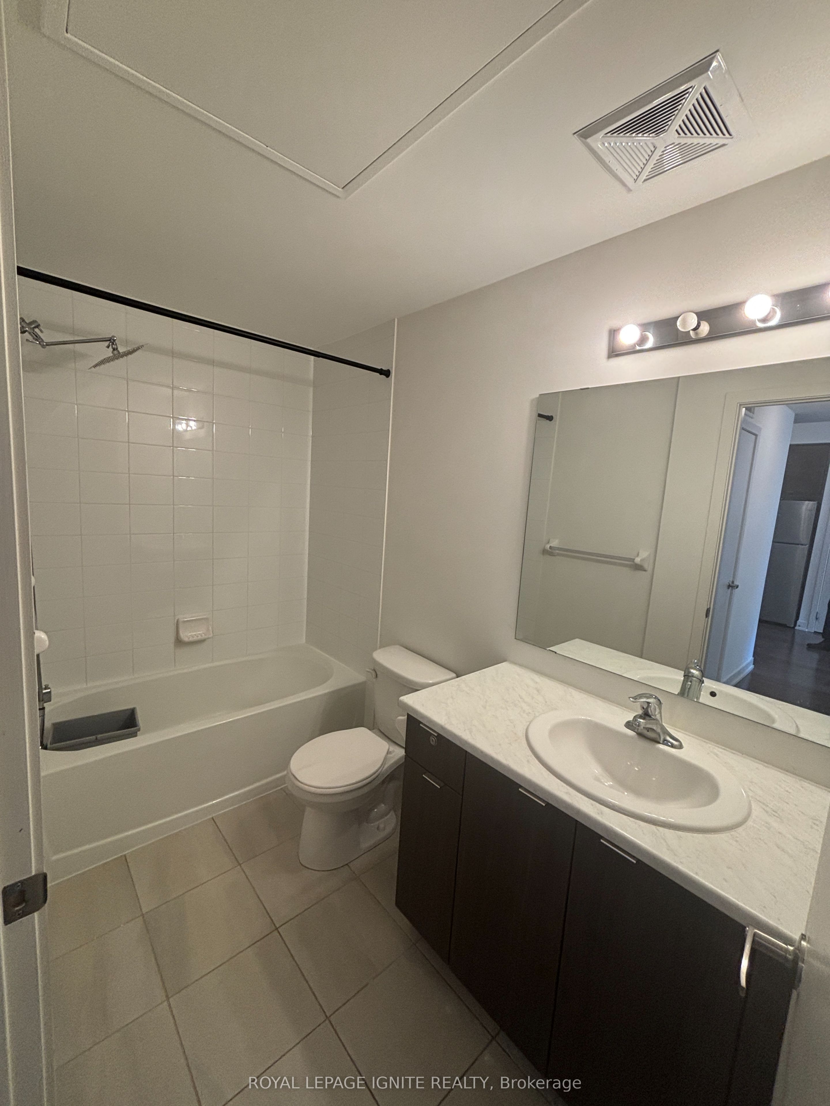 60 Orchid Place Drive 16 Property Photo 7