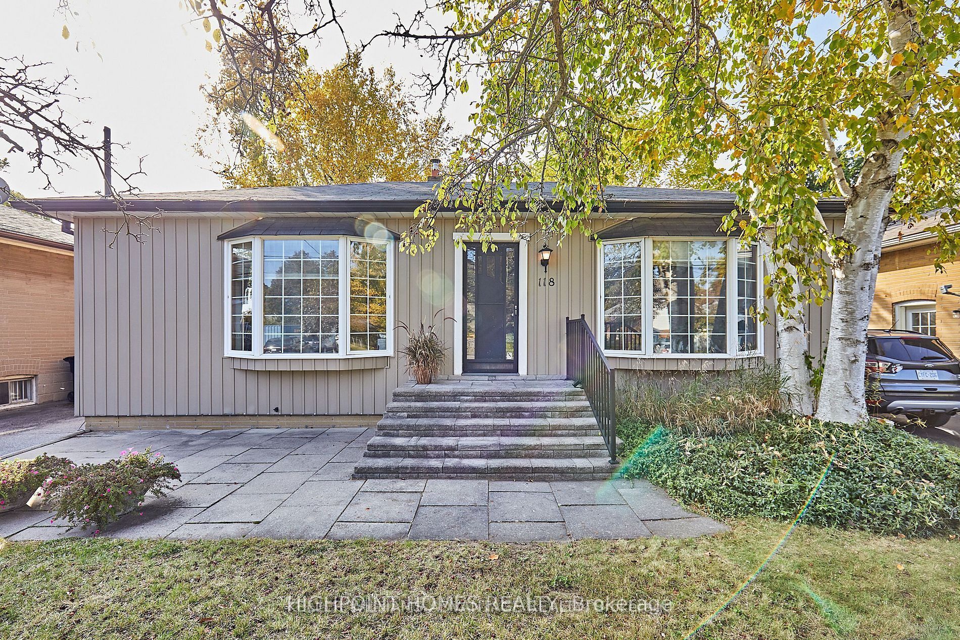 118 Kitchener Road