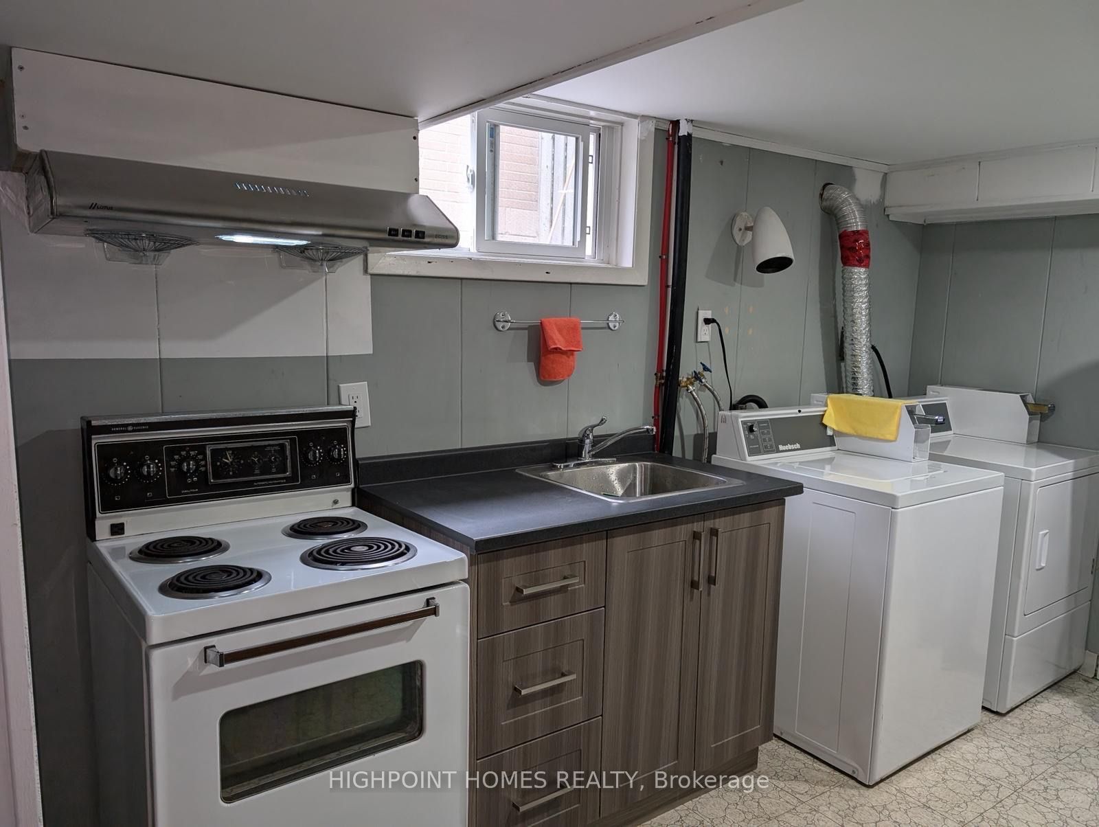 118 Kitchener Road Property Photo 7
