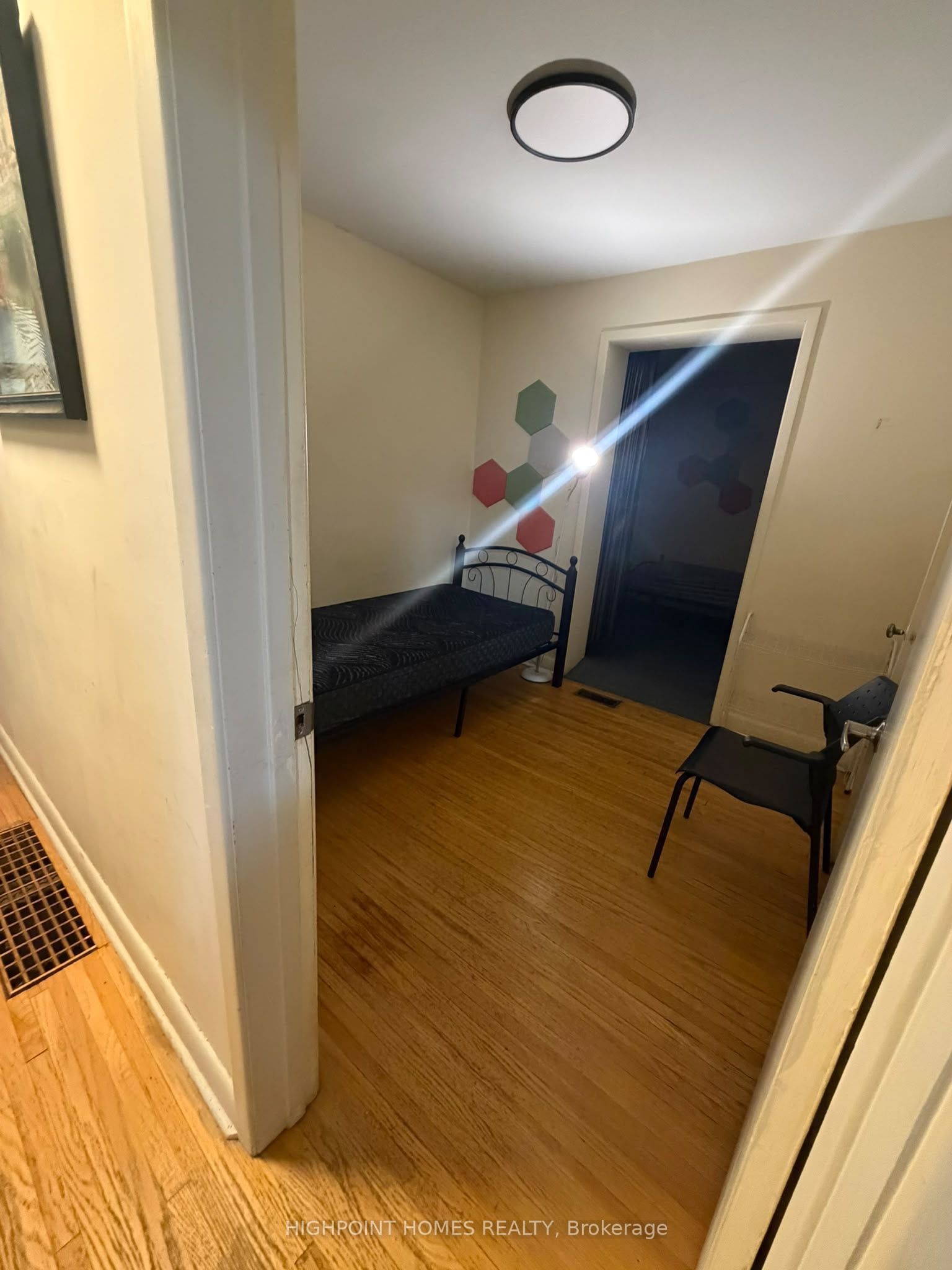 118 Kitchener Road Property Photo 11
