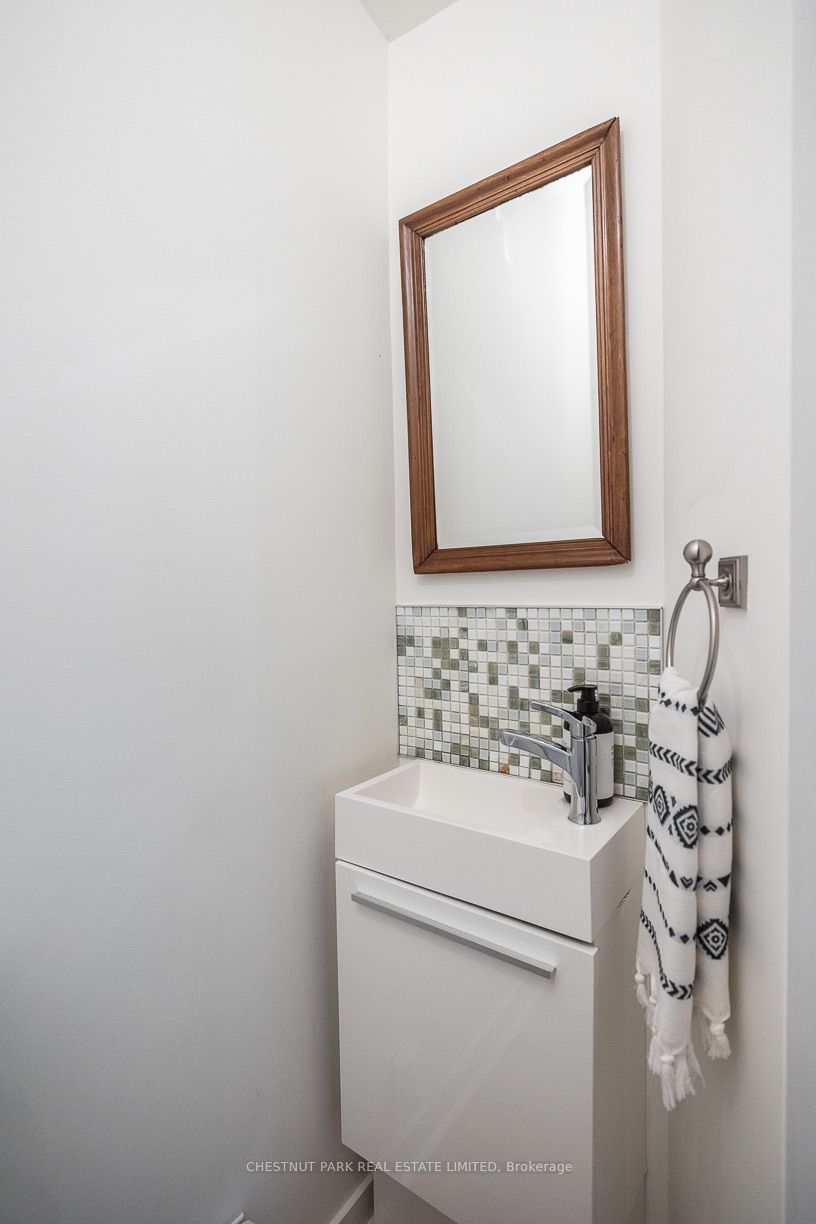 110 Hastings Avenue Property Photo 7