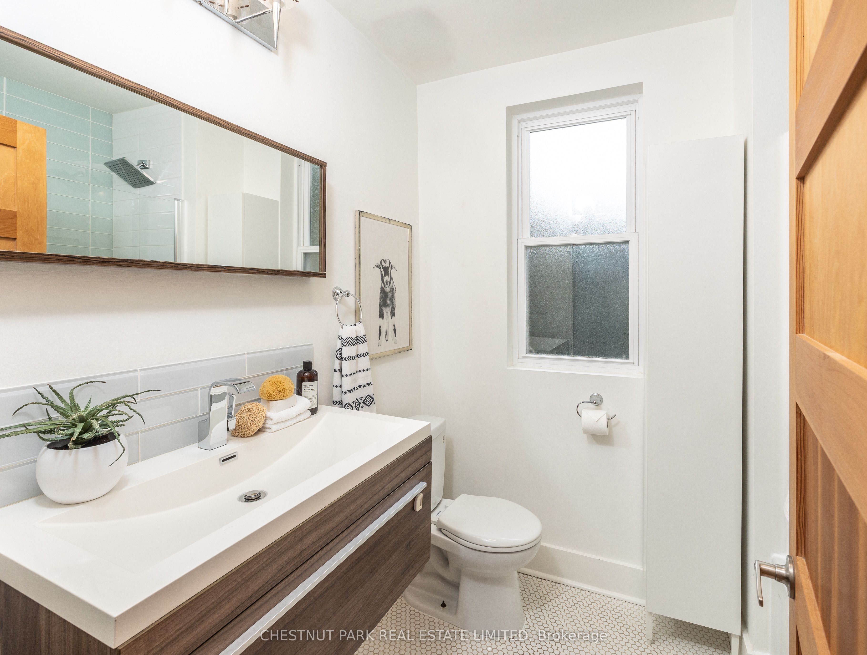 110 Hastings Avenue Property Photo 16