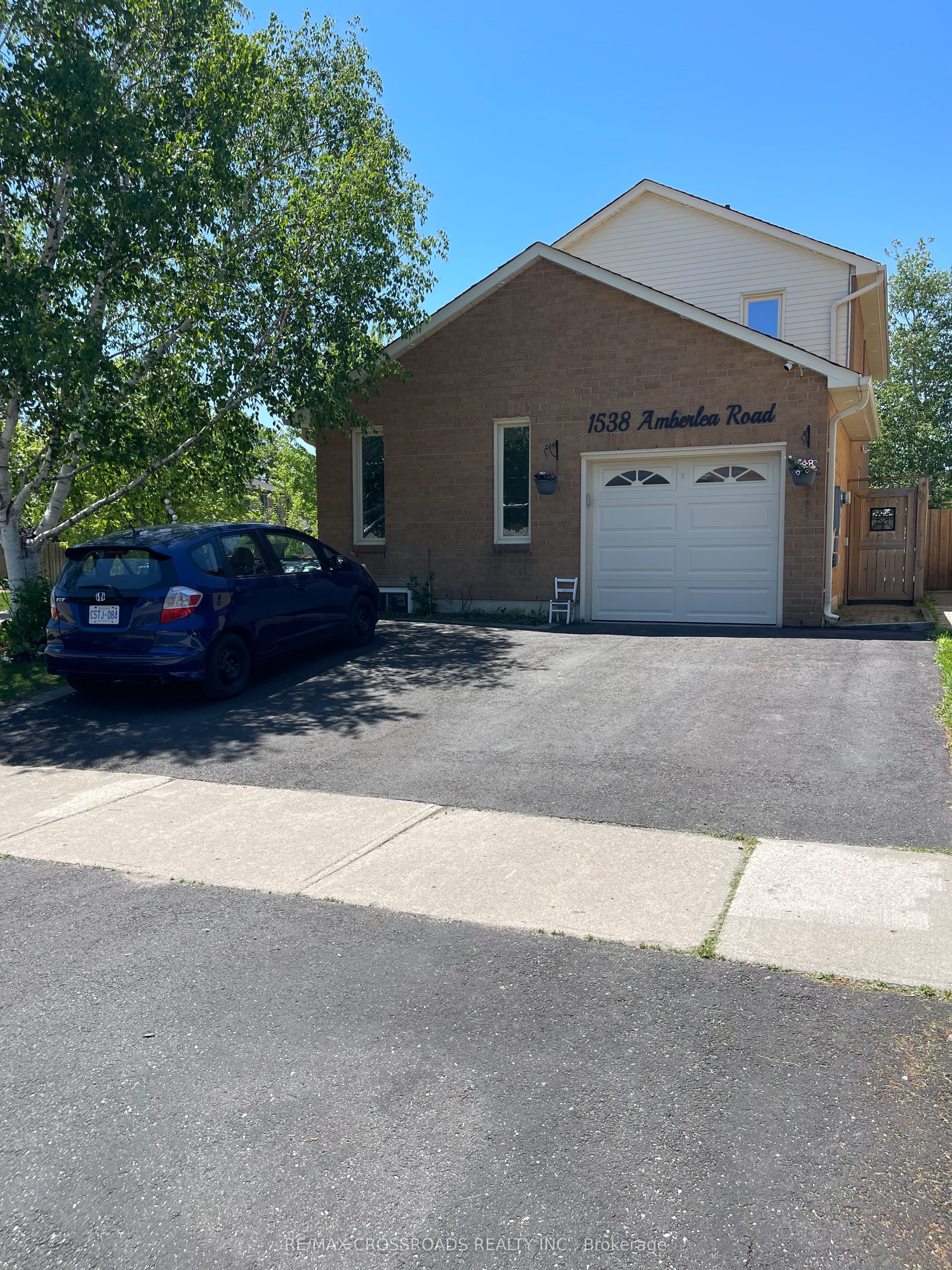 1538 Amberlea Road Property Photo 2
