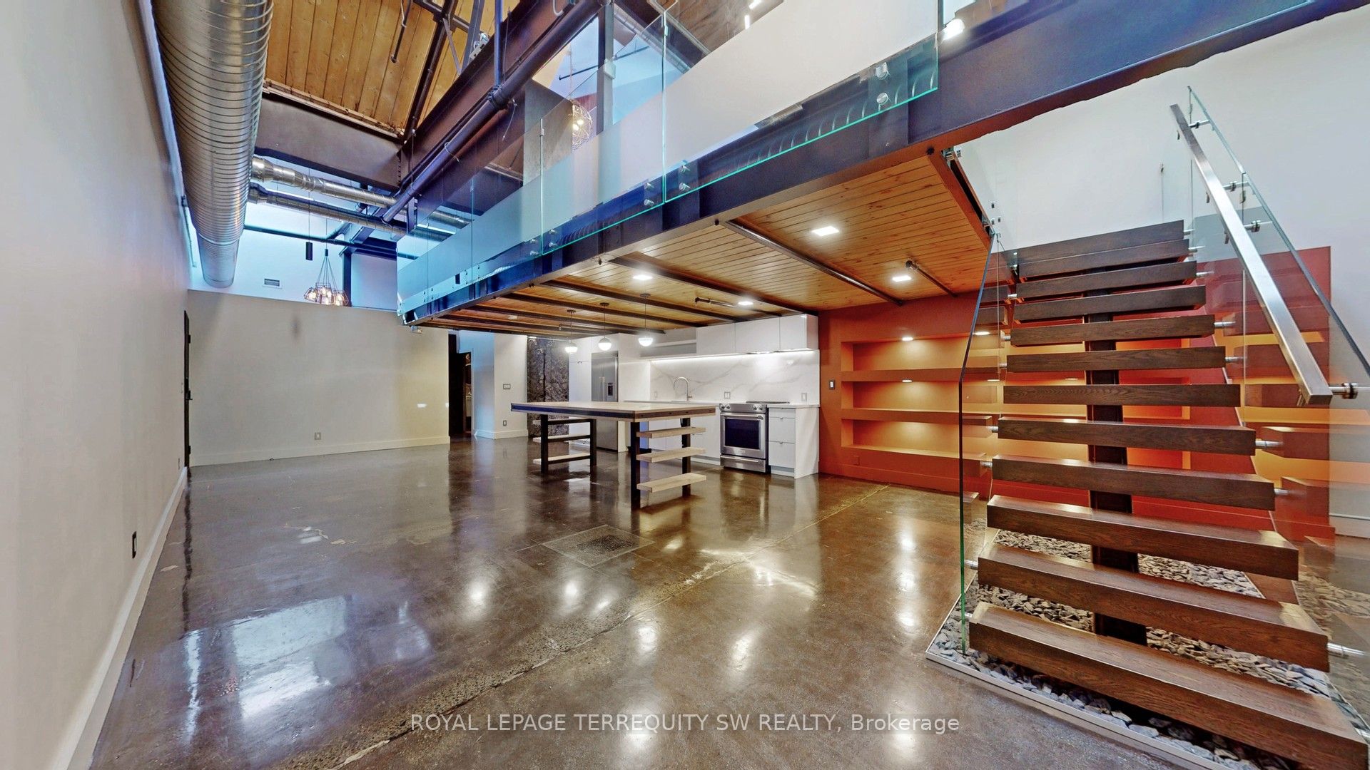 326 Carlaw Avenue 124 Property Photo 1
