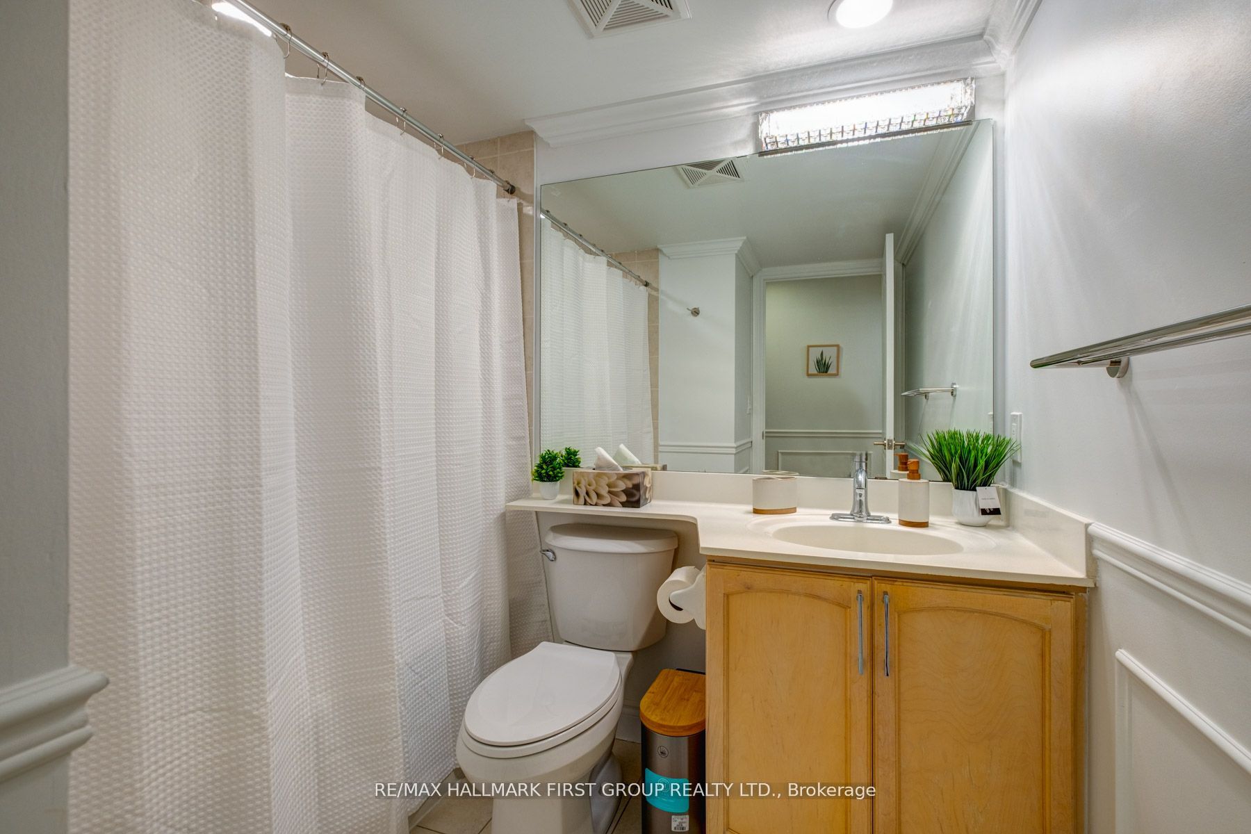 60 Brian Harrison Way 1008 Property Photo 2