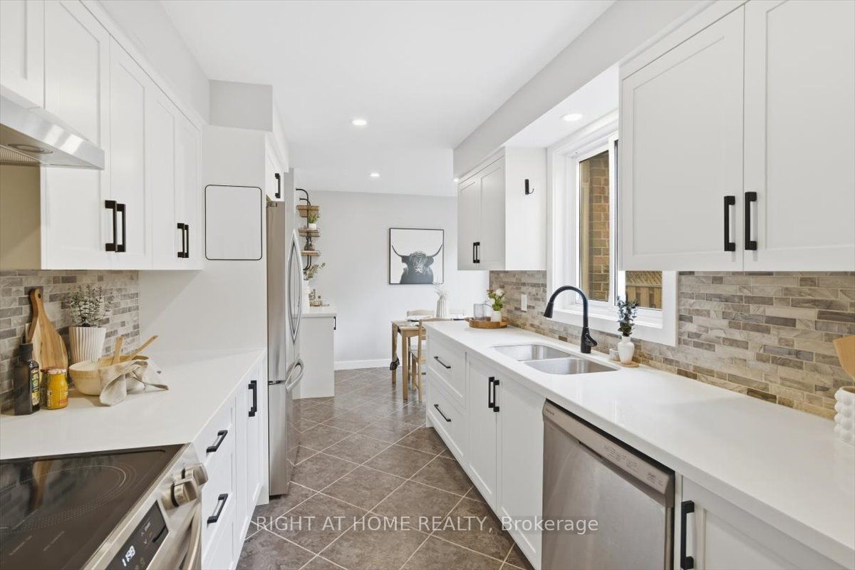31 Prout Drive Property Photo 11