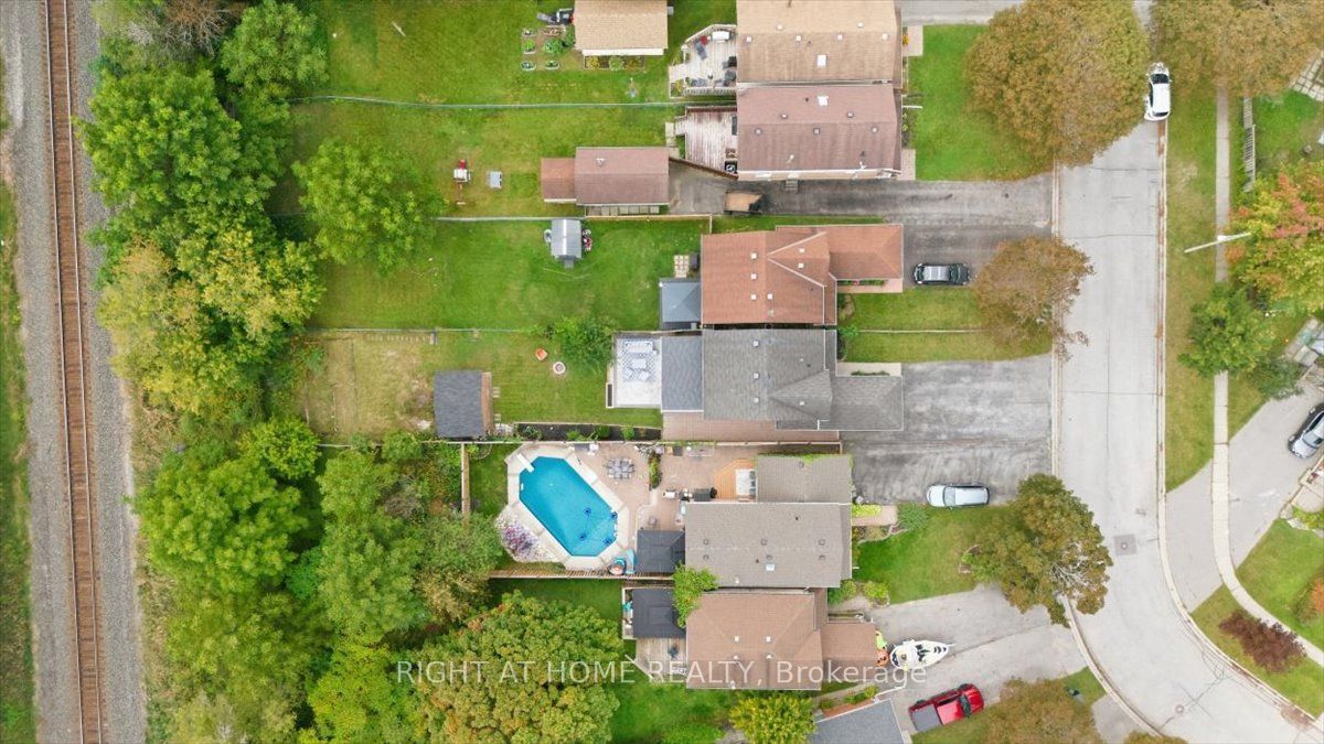 31 Prout Drive Property Photo 34