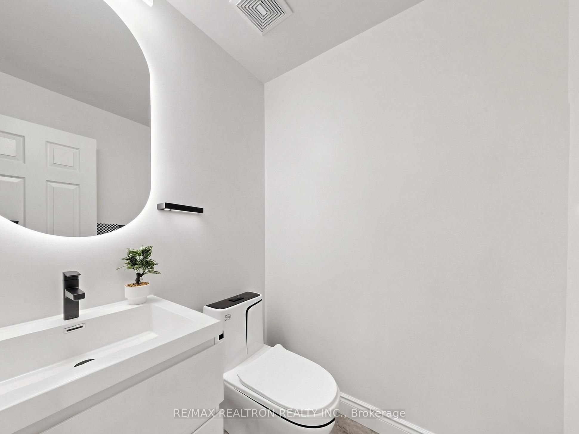 1250 St. Martins Drive 92 Property Photo 24
