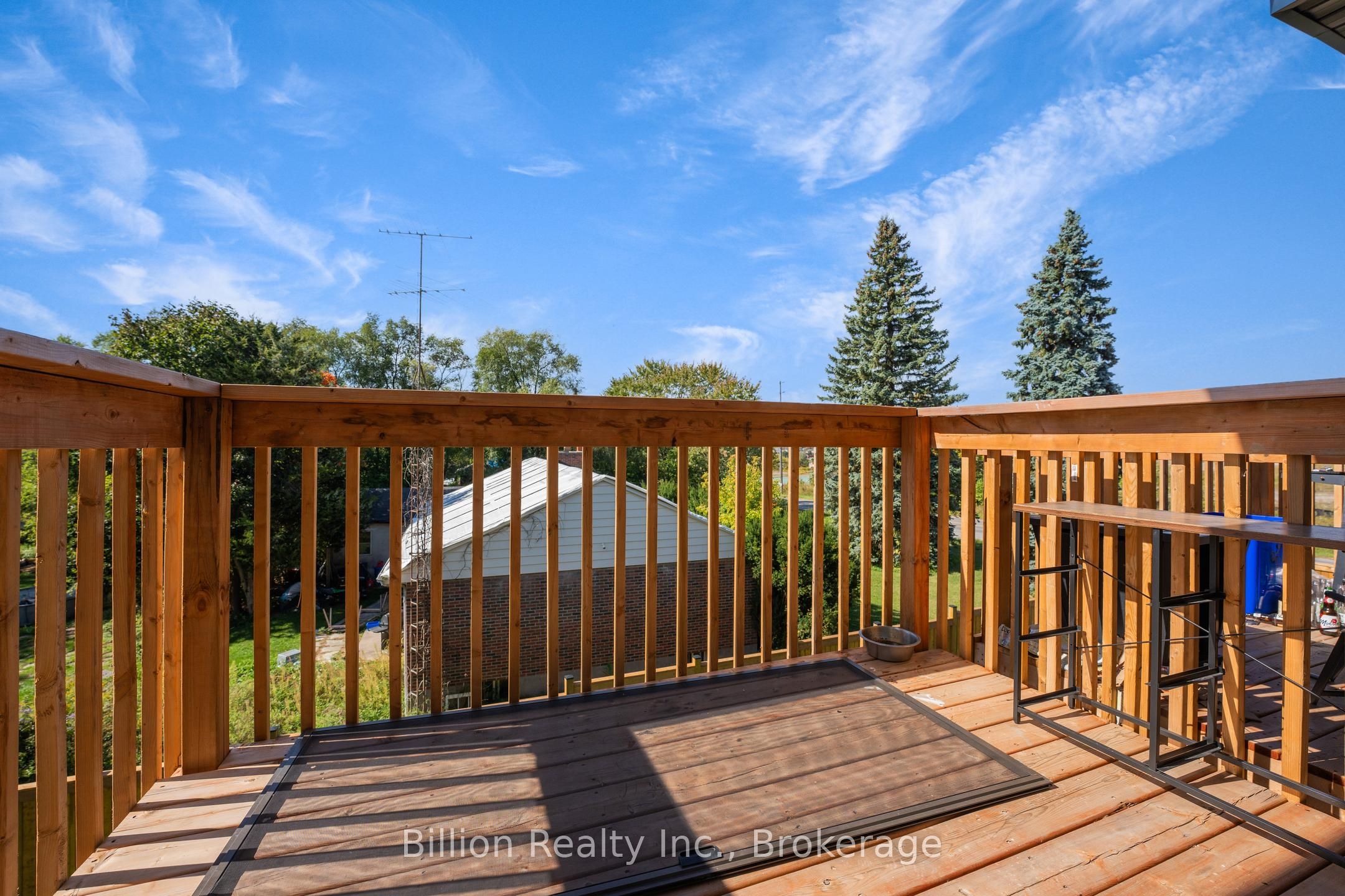 717 Heathrow Path Property Photo 24