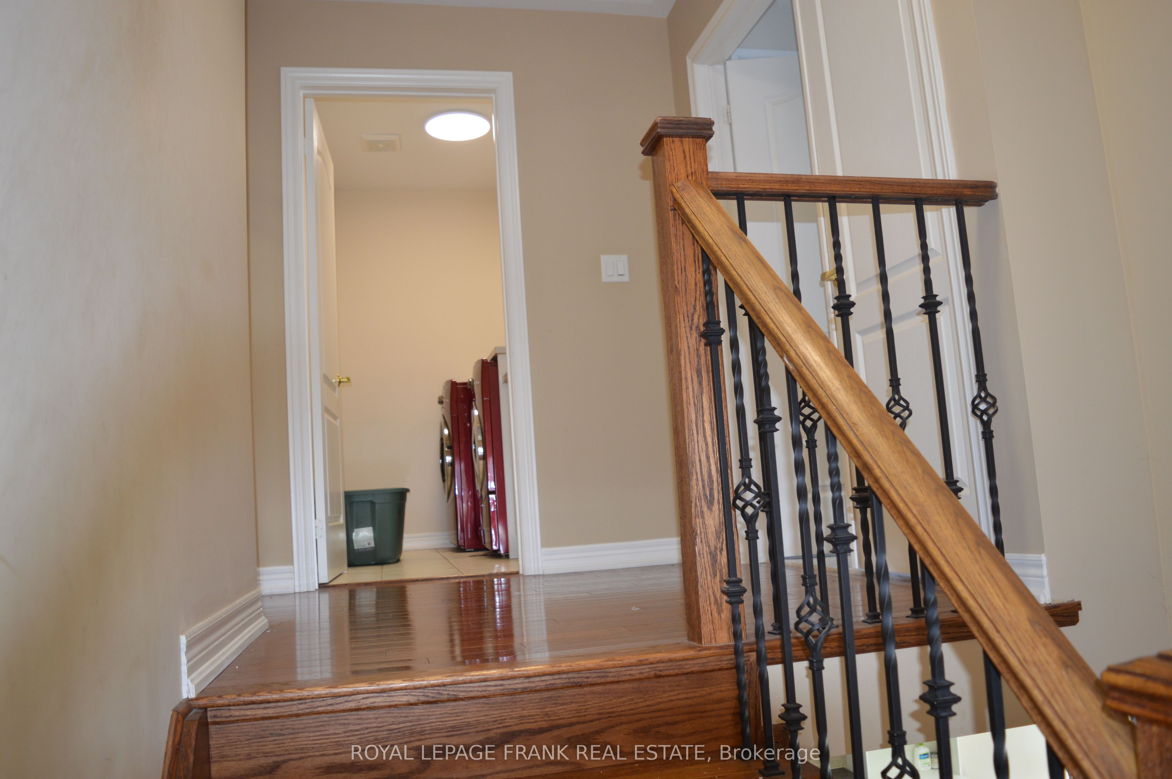 61 Summerside Avenue Property Photo 15