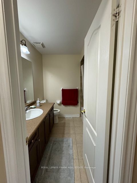 61 Summerside Avenue Property Photo 24
