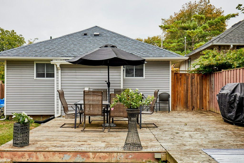 34 Pleasant View Avenue Property Photo 27