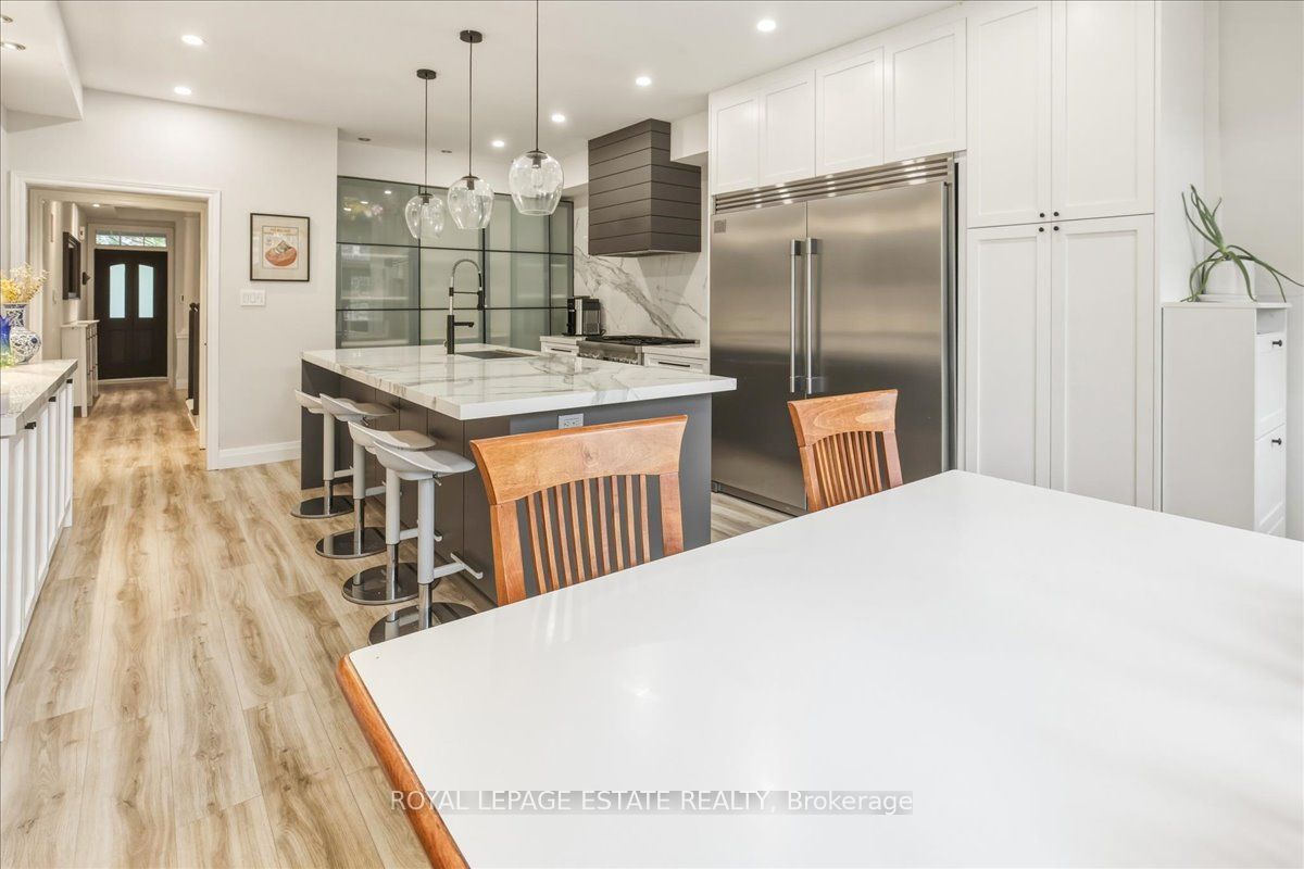 145 Boardwalk Drive Property Photo 11