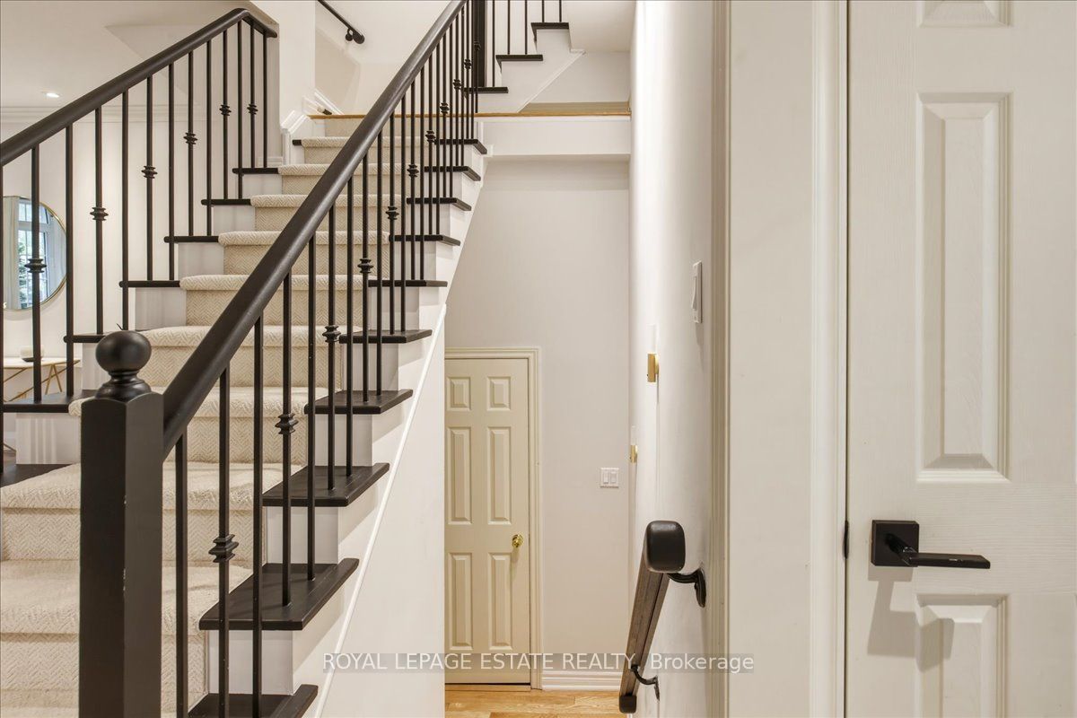 145 Boardwalk Drive Property Photo 13