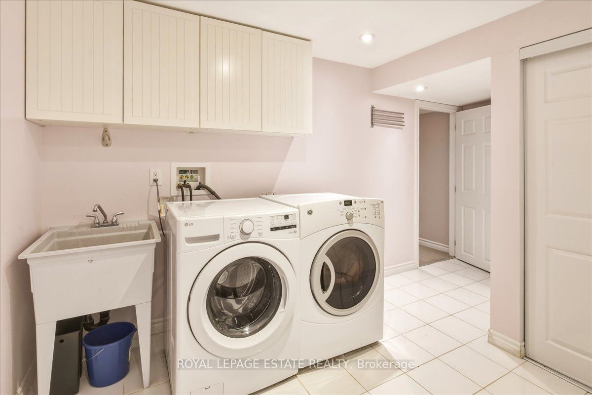 145 Boardwalk Drive Property Photo 15