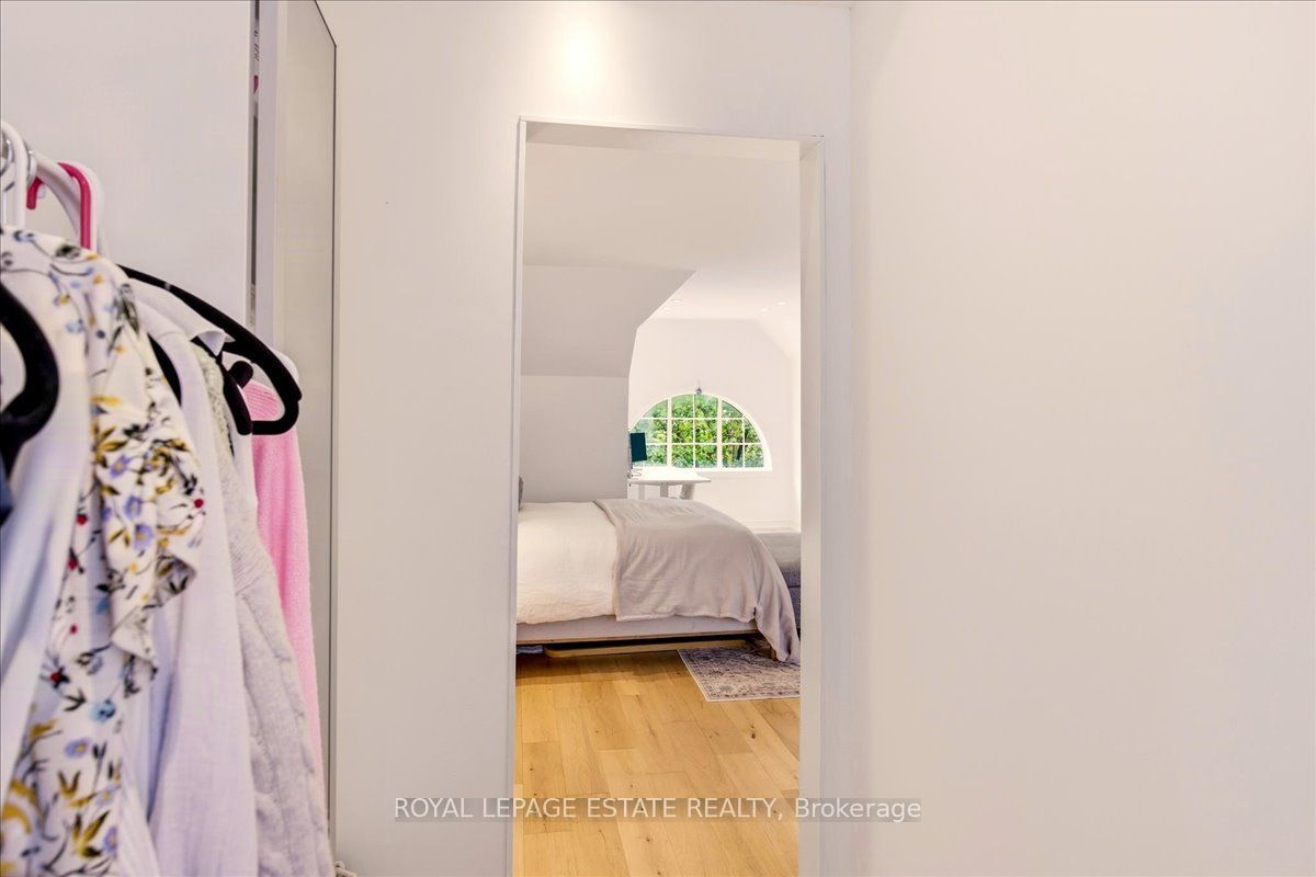 145 Boardwalk Drive Property Photo 34