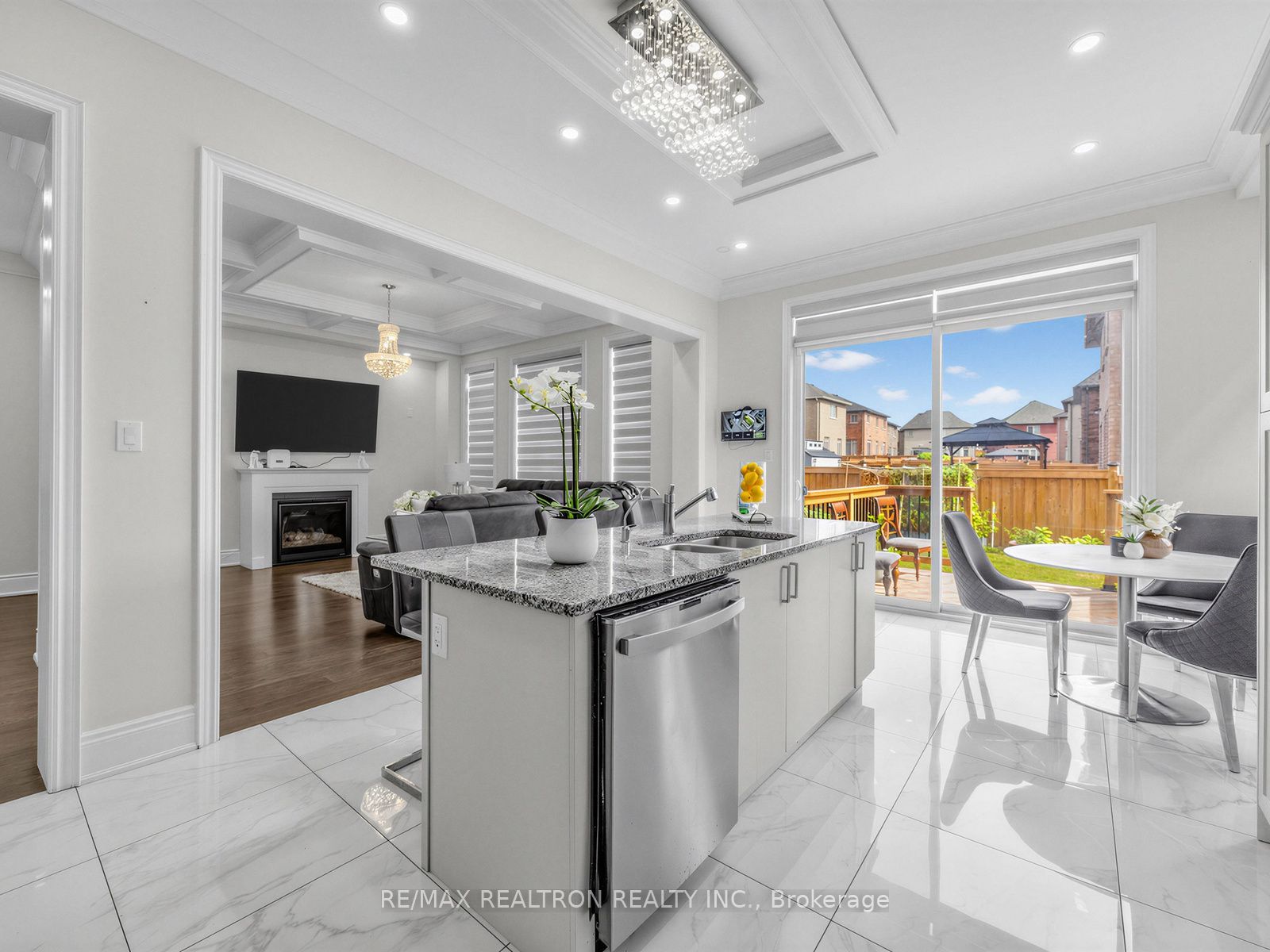 142 Auckland Drive Property Photo 11