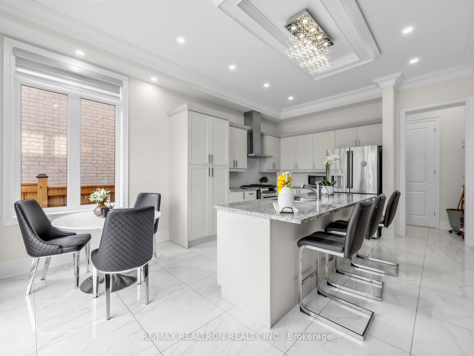 142 Auckland Drive Property Photo 13