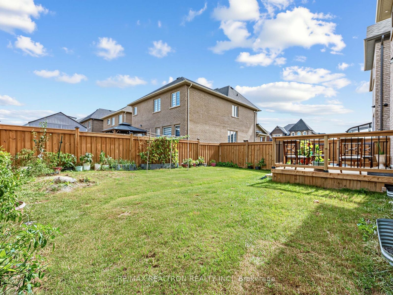 142 Auckland Drive Property Photo 33