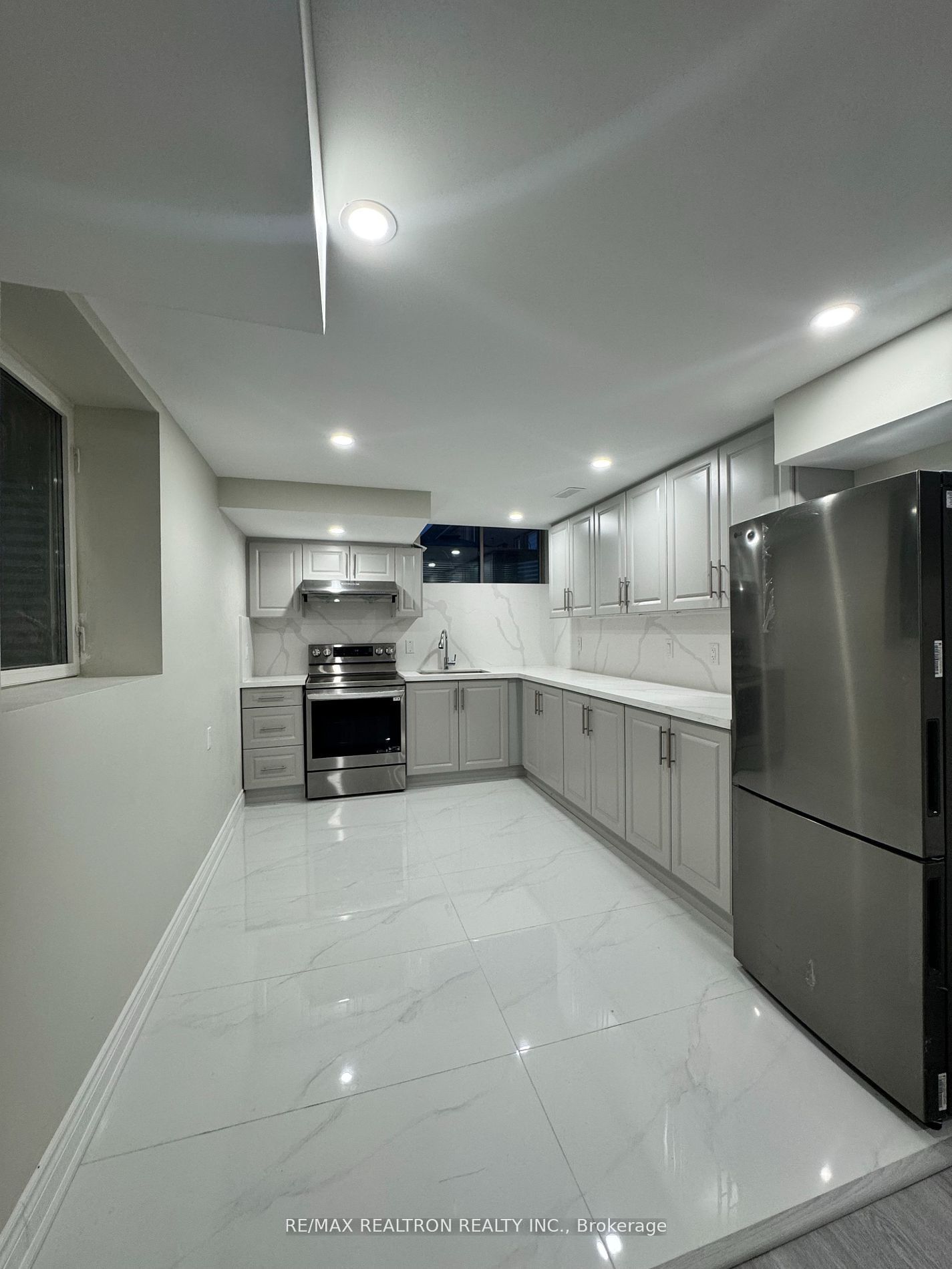 142 Auckland Drive Property Photo 37