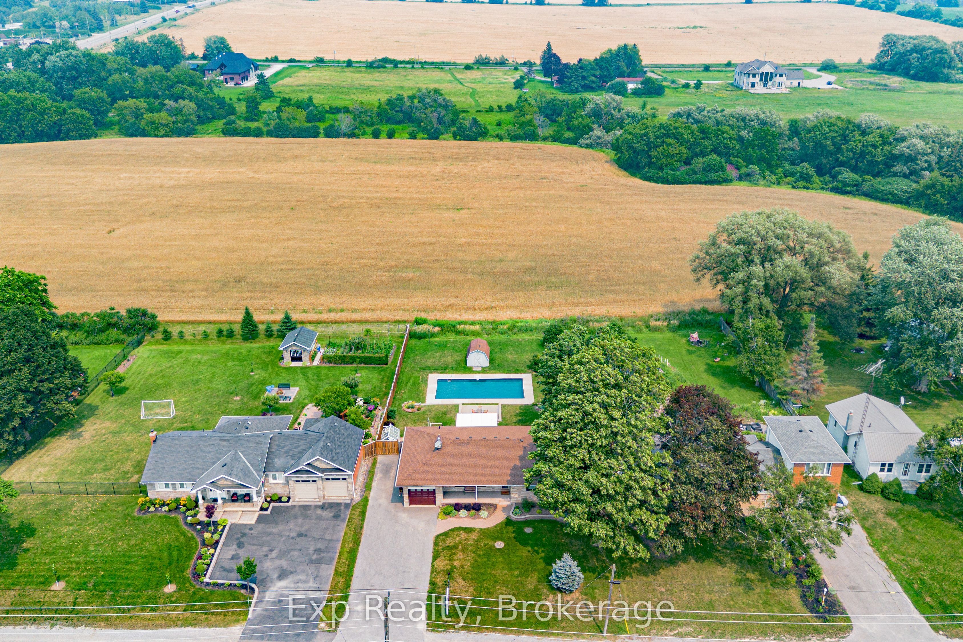 1325 Townline Road N Property Photo 3