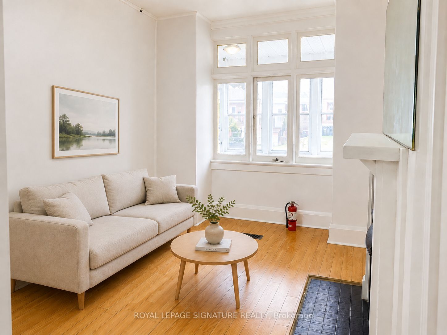 916 Woodbine Avenue Property Photo 1