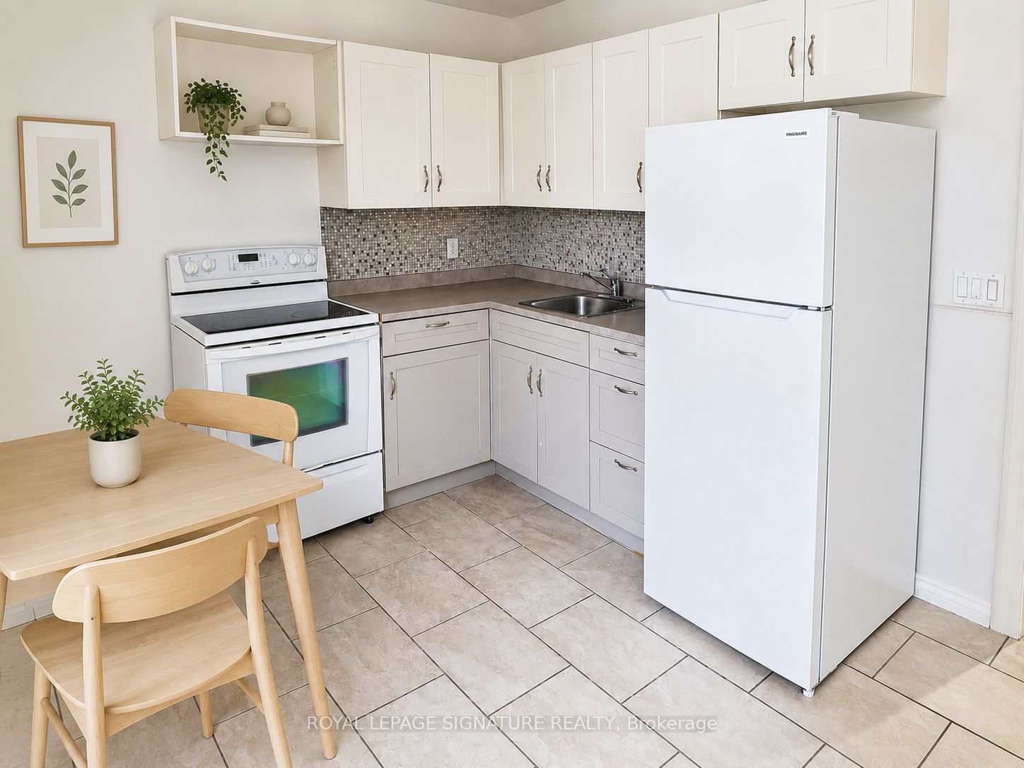 916 Woodbine Avenue Property Photo 10