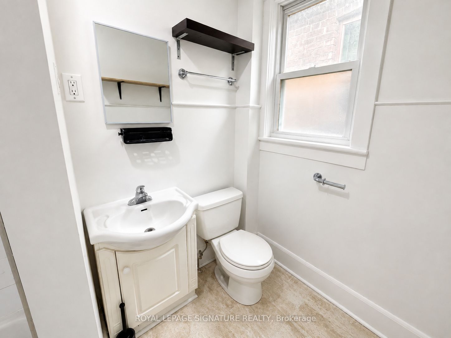 916 Woodbine Avenue Property Photo 11