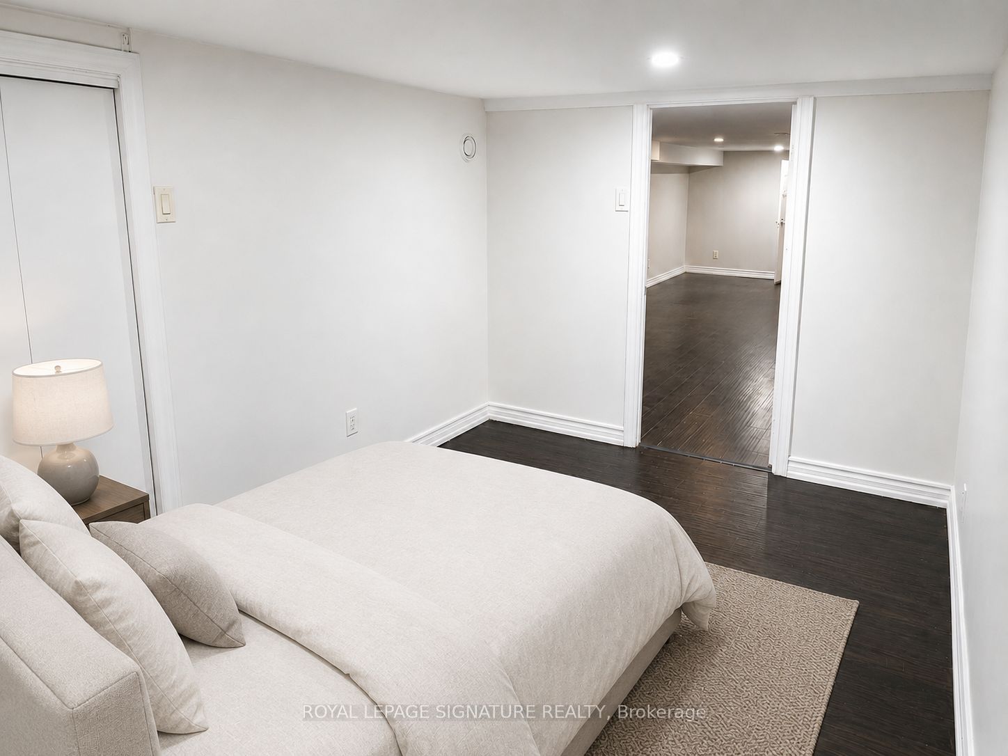 916 Woodbine Avenue Property Photo 16