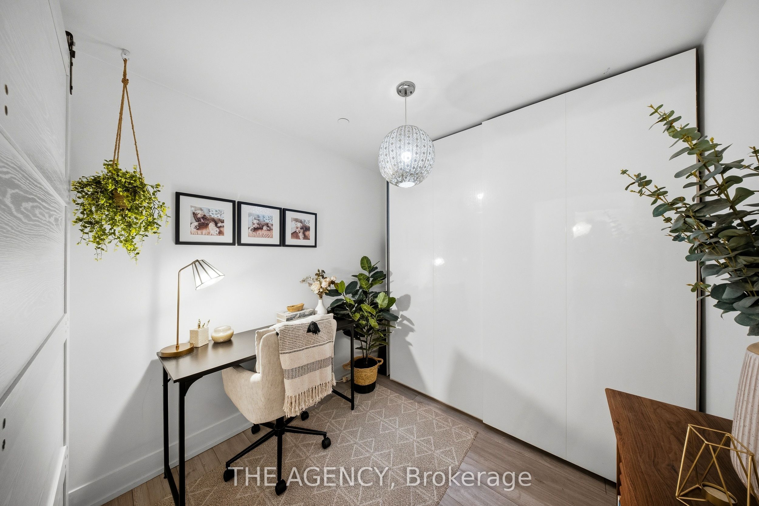 1215 Bayly Street 1406 Property Photo 6