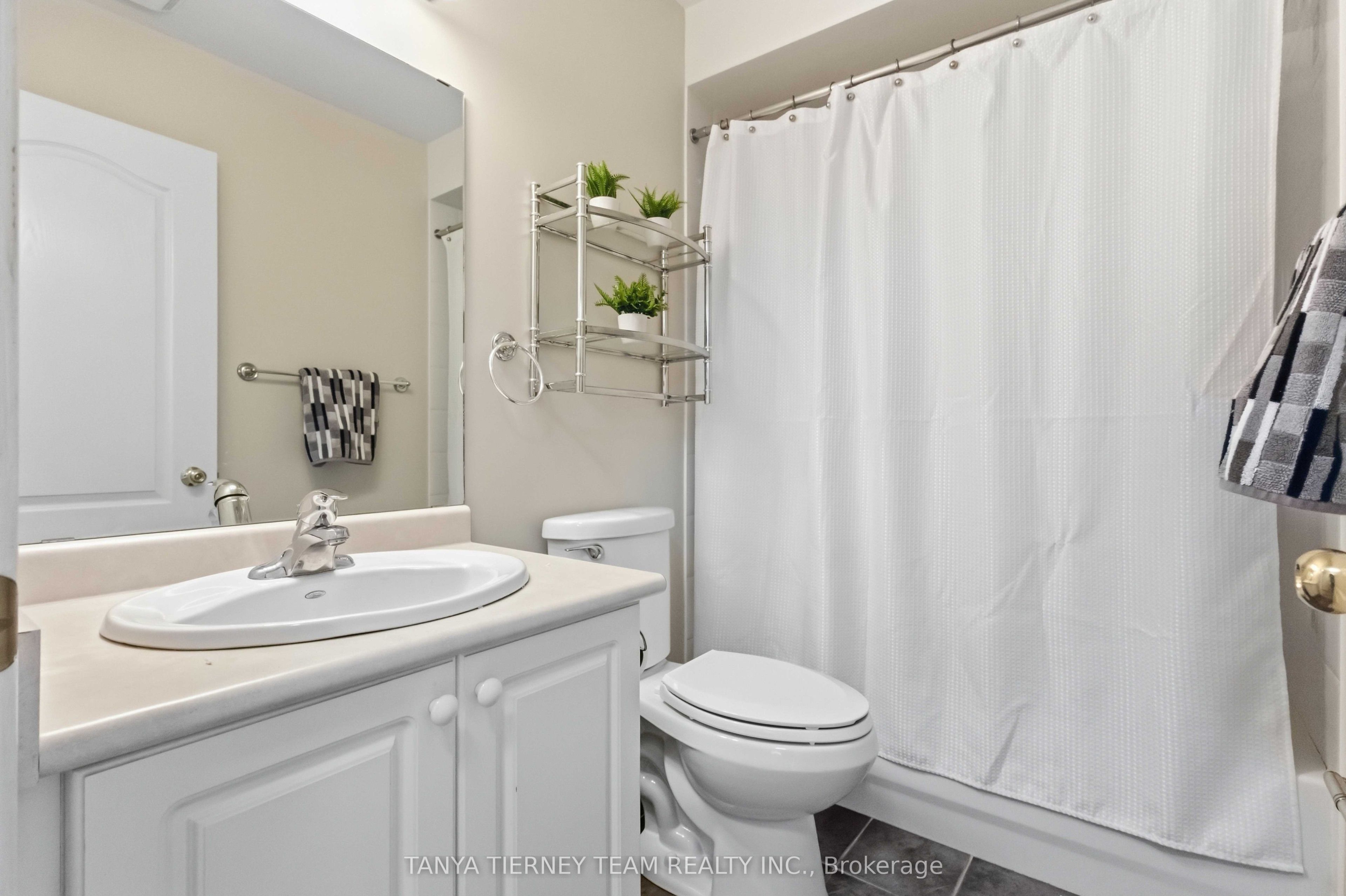 5 Padfield Drive Property Photo 29