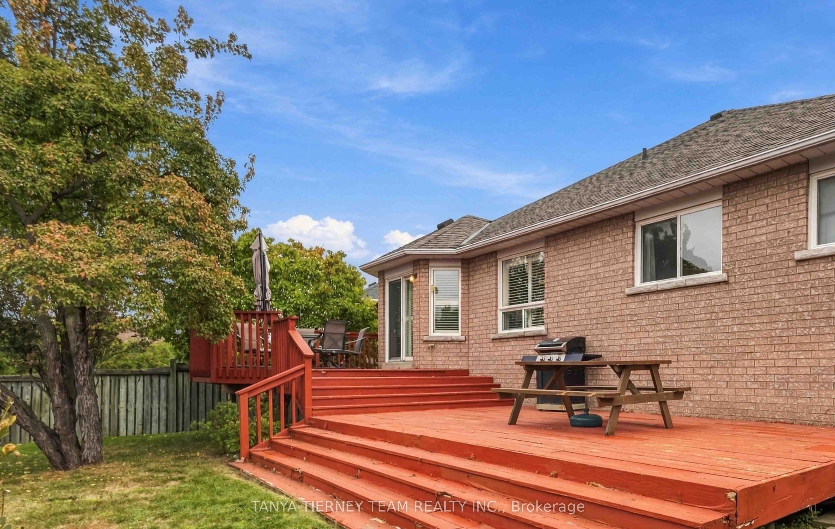 5 Padfield Drive Property Photo 41