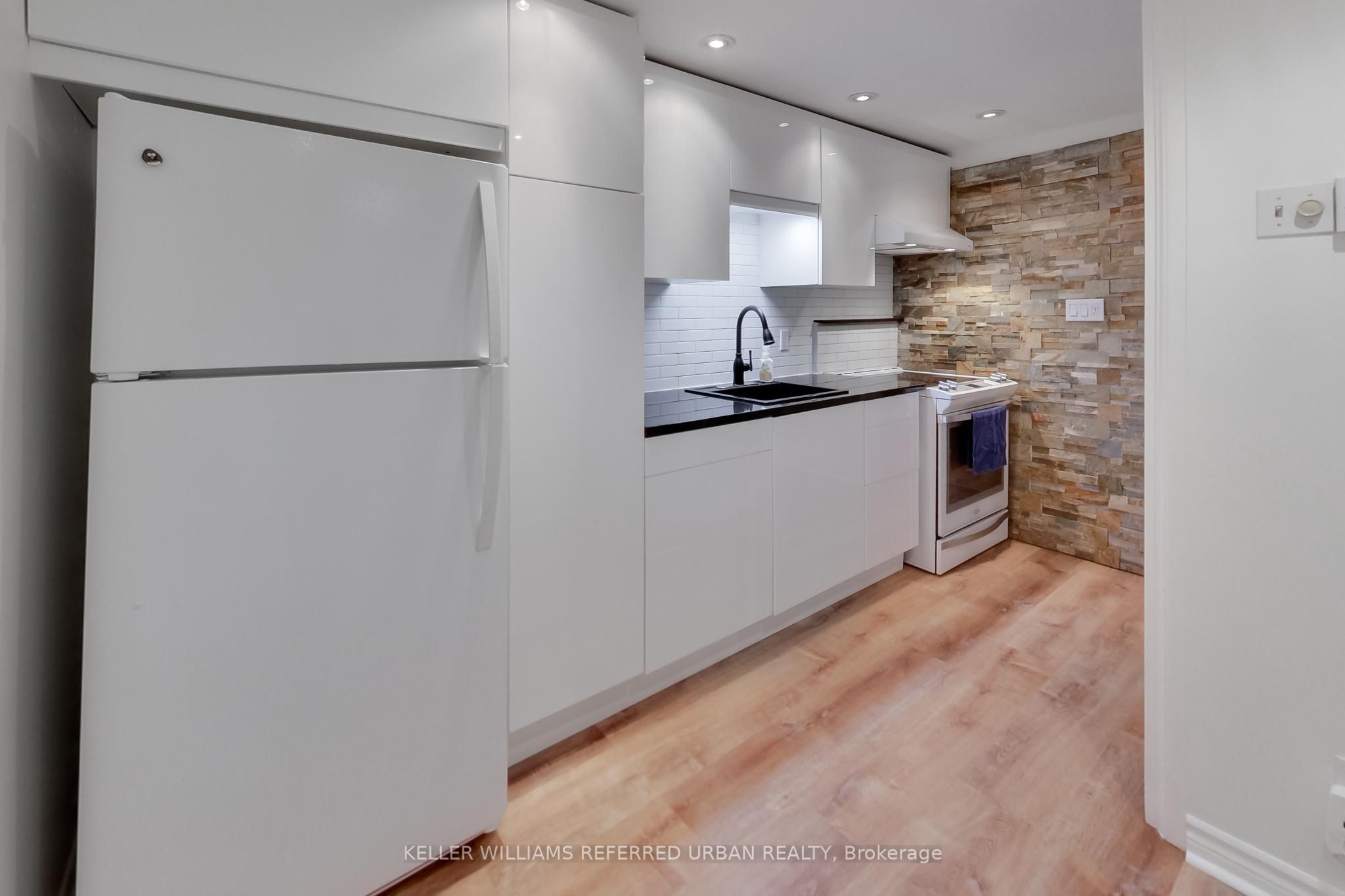 1666 Queen Street E 22 Property Photo 1