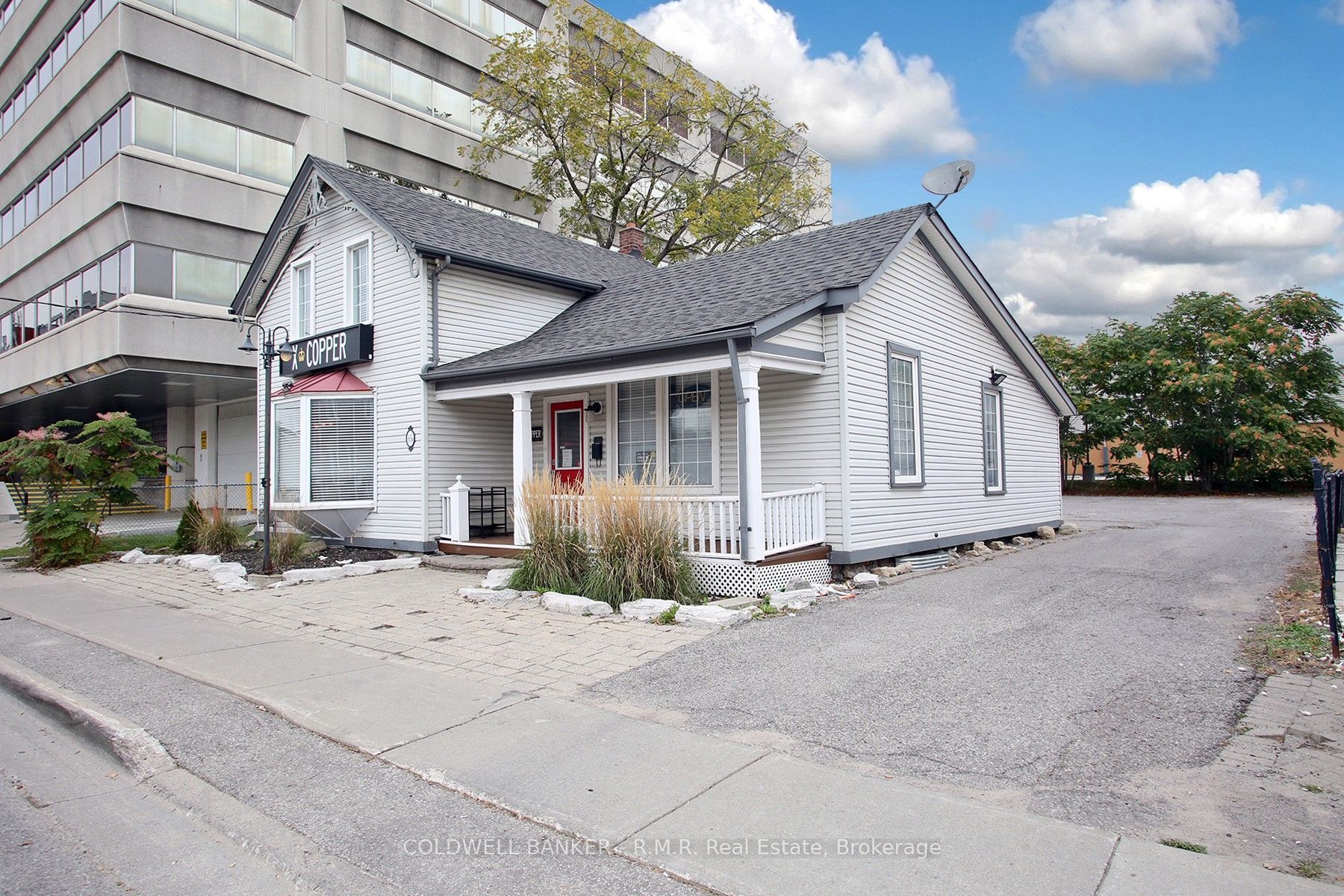 65 Albert Street Property Photo 3