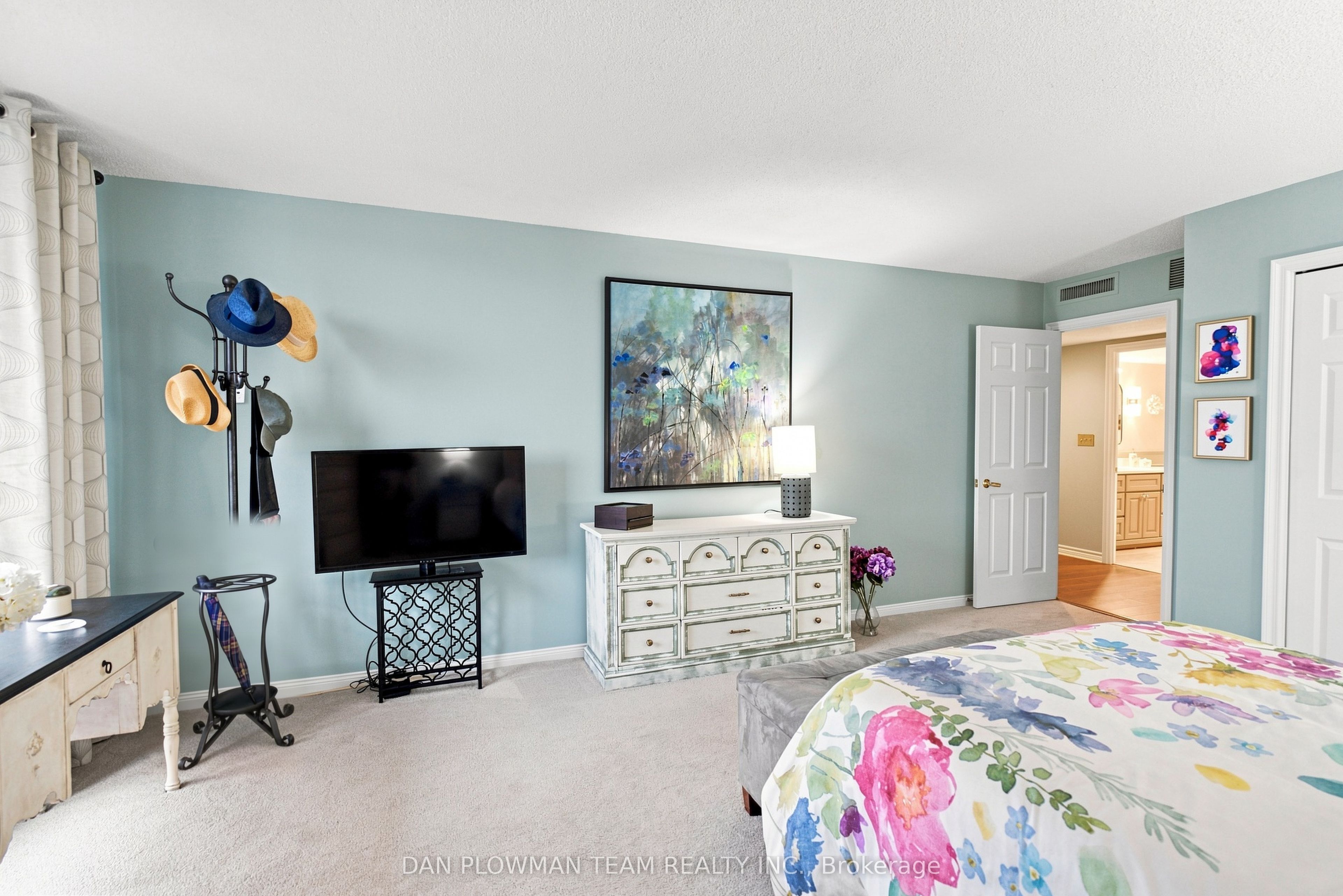 900 Wilson Road N 1003 Property Photo 24