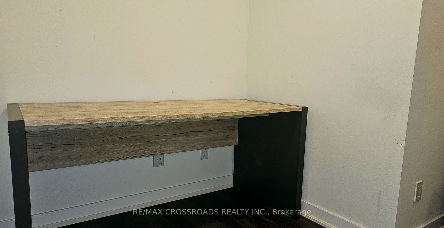 8 Trent Avenue 502 Property Photo 2