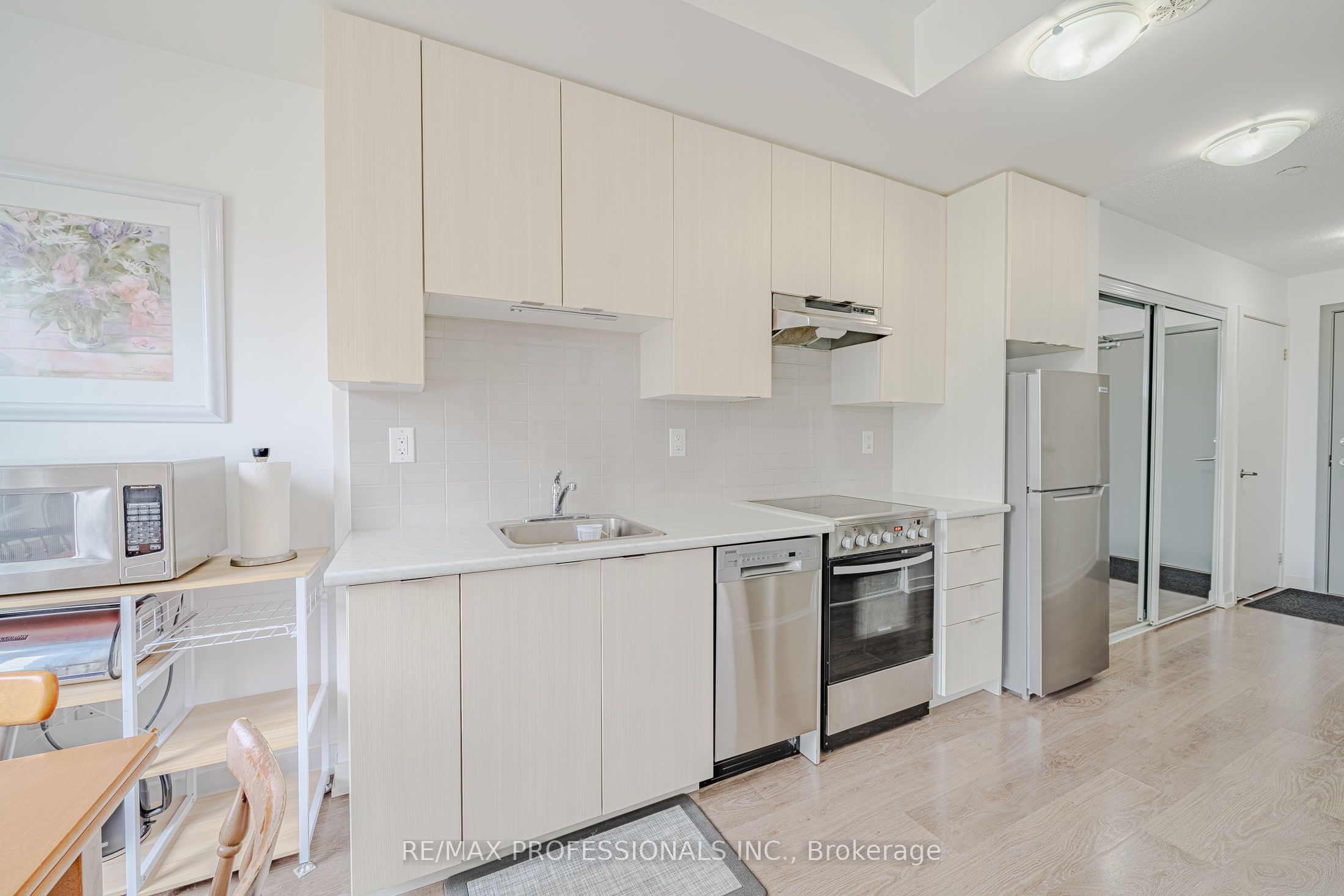 5155 Sheppard East Avenue 401 Property Photo 8