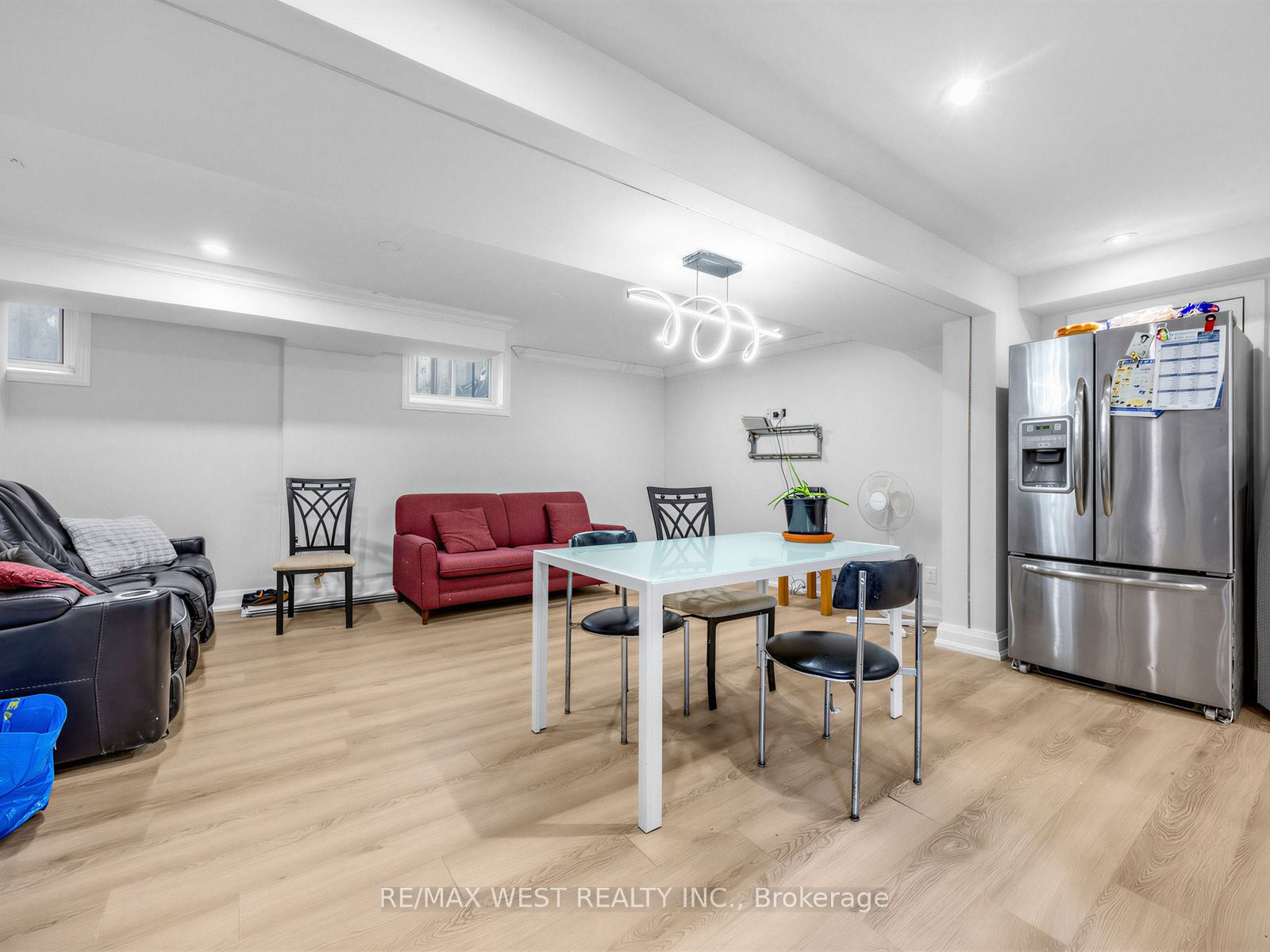 578 Bellamy Road N Property Photo 14