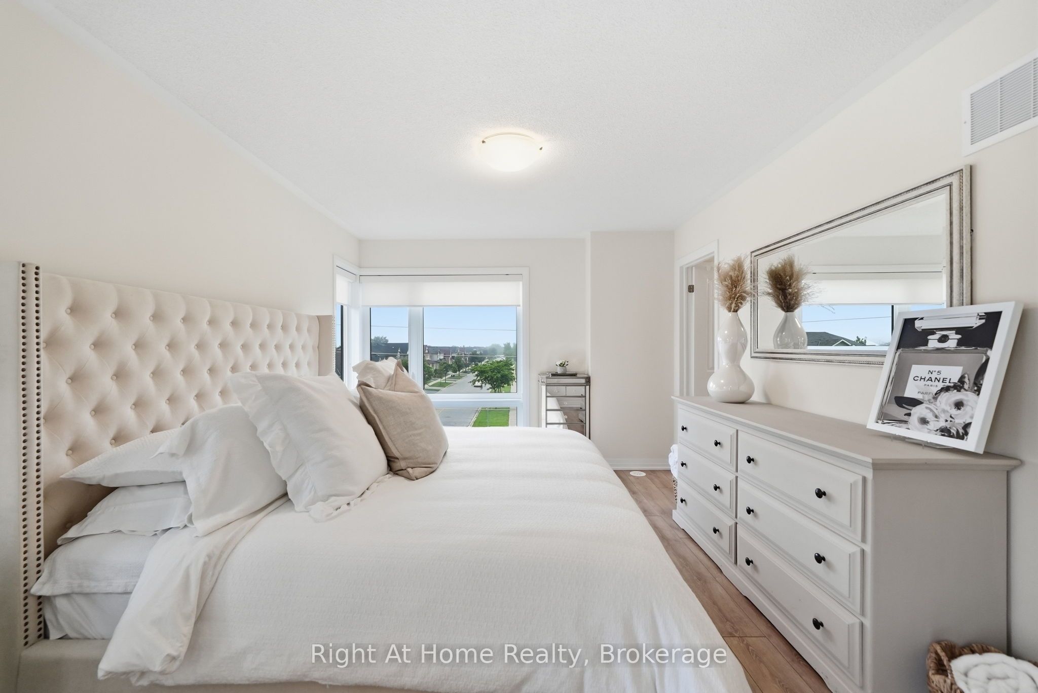52 Emmas Way Property Photo 18