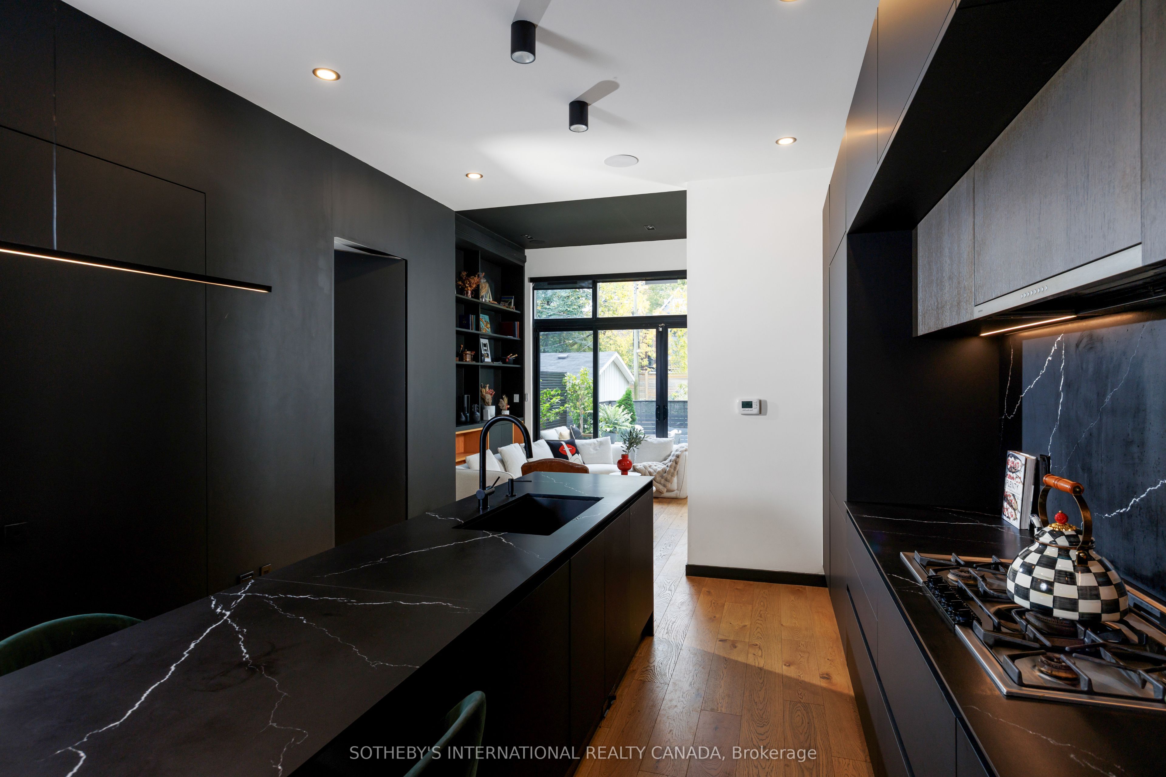 34 Hastings Avenue Property Photo 12