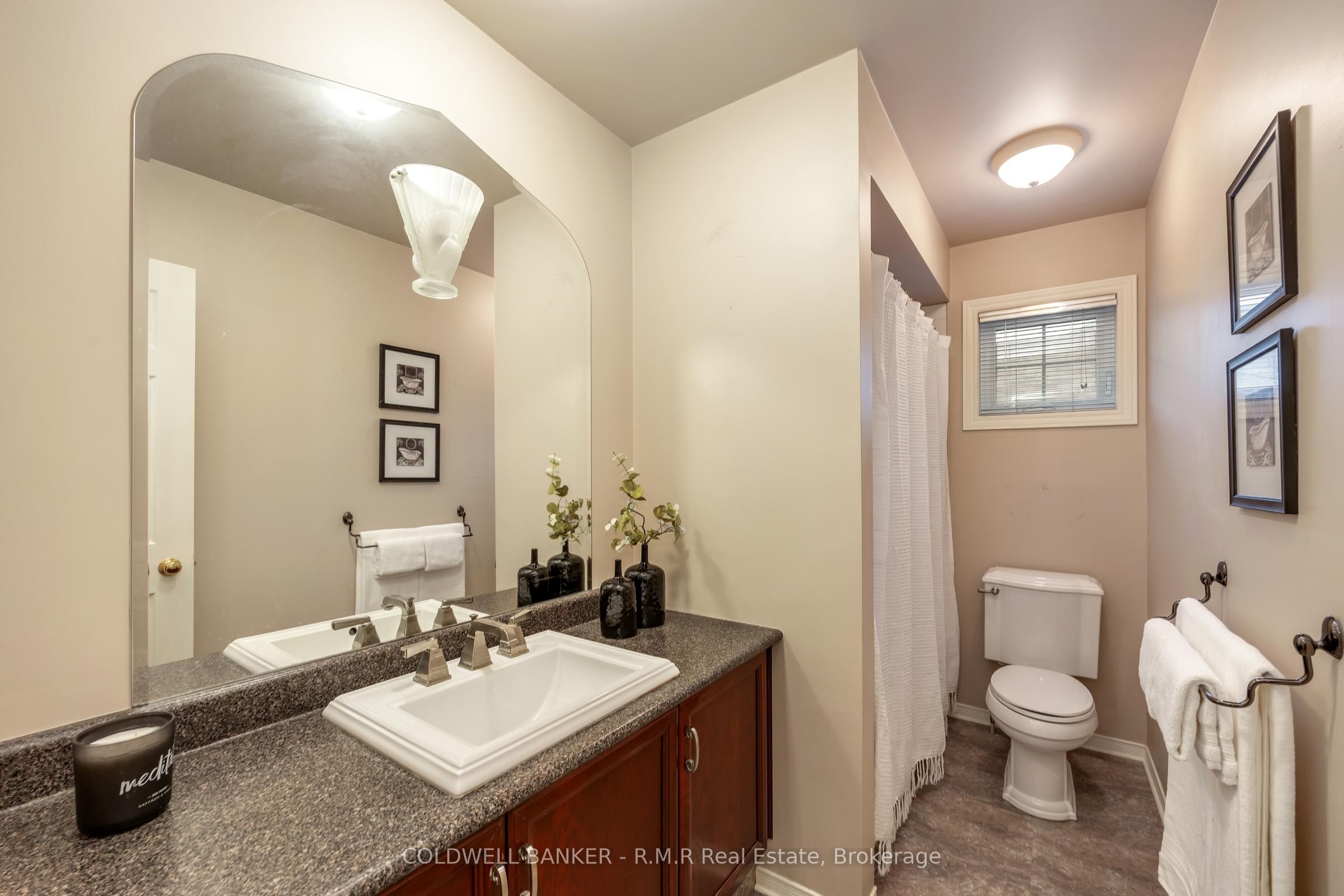 1090 Thimbleberry Circle Property Photo 31