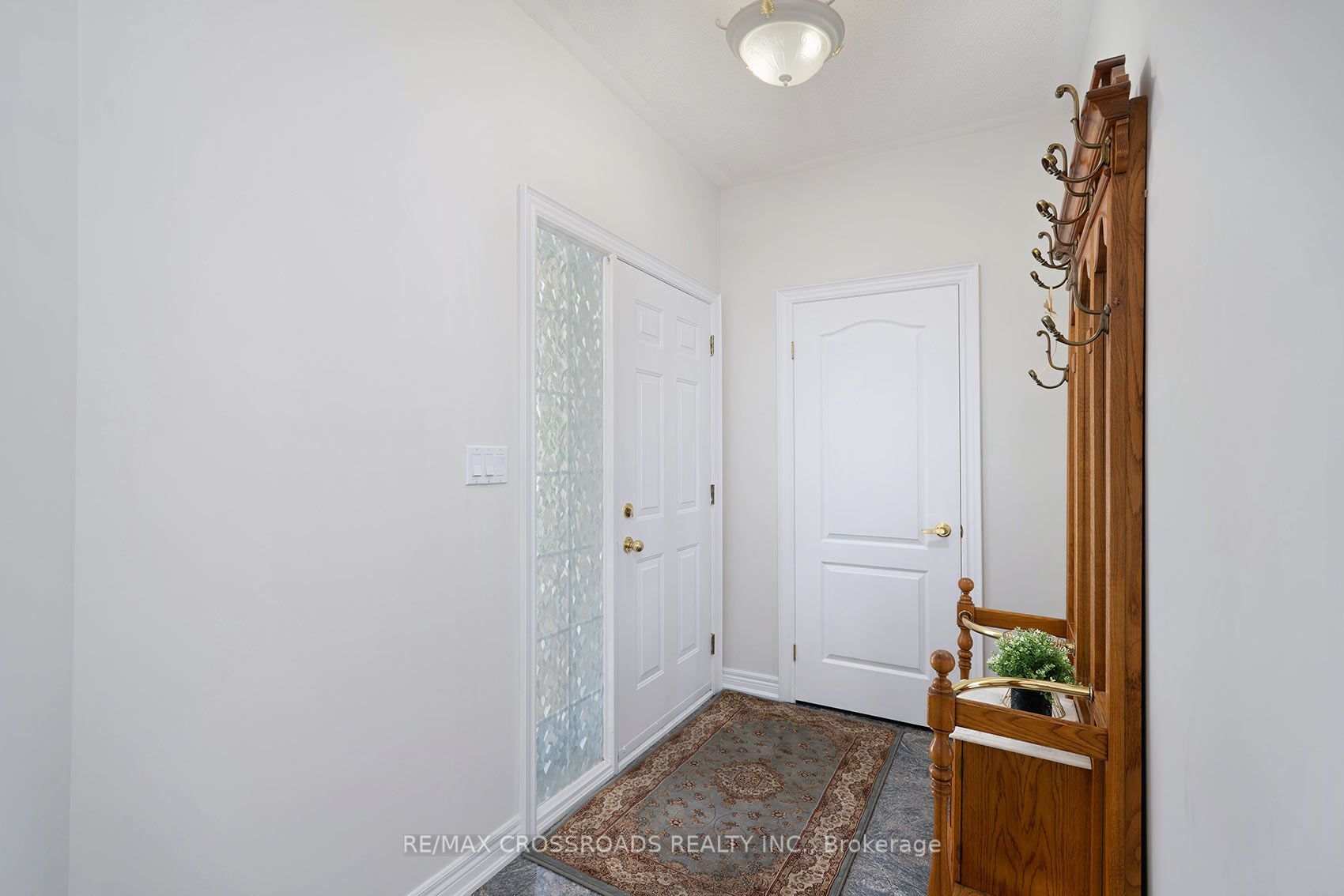 1859 New Street Property Photo 3