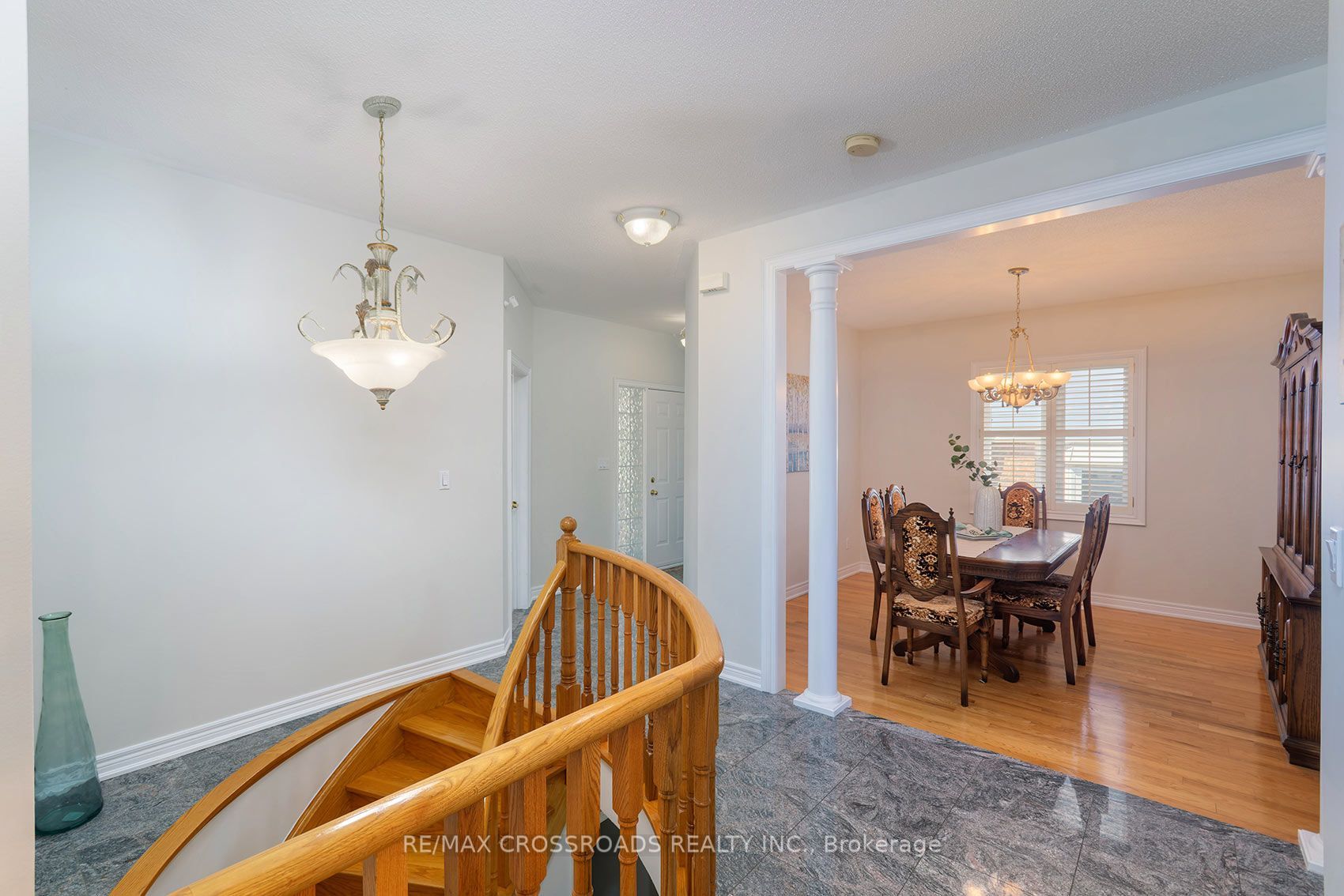 1859 New Street Property Photo 5
