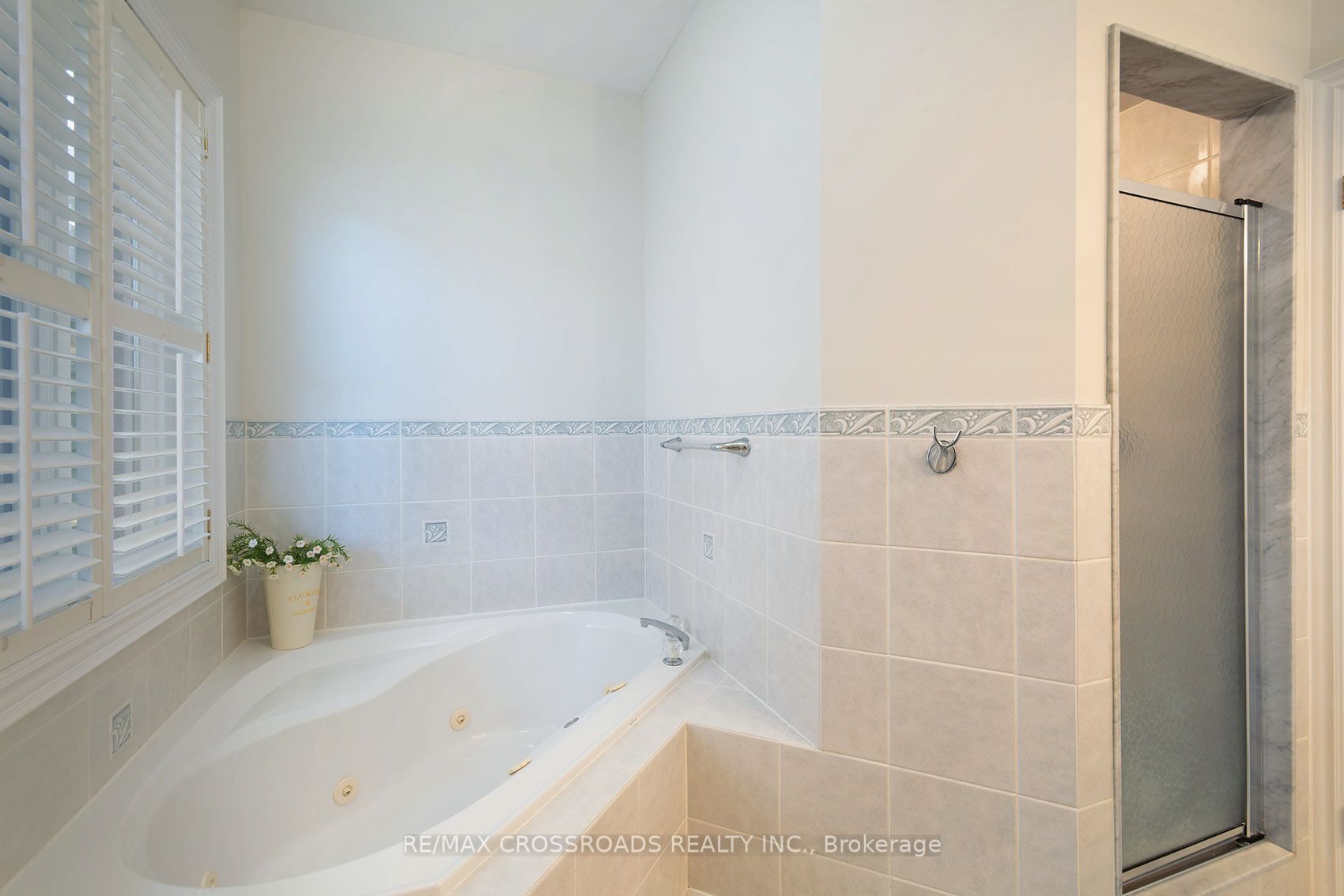 1859 New Street Property Photo 21