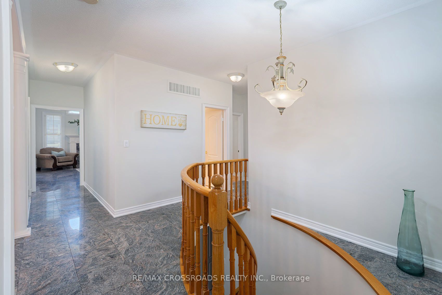 1859 New Street Property Photo 25