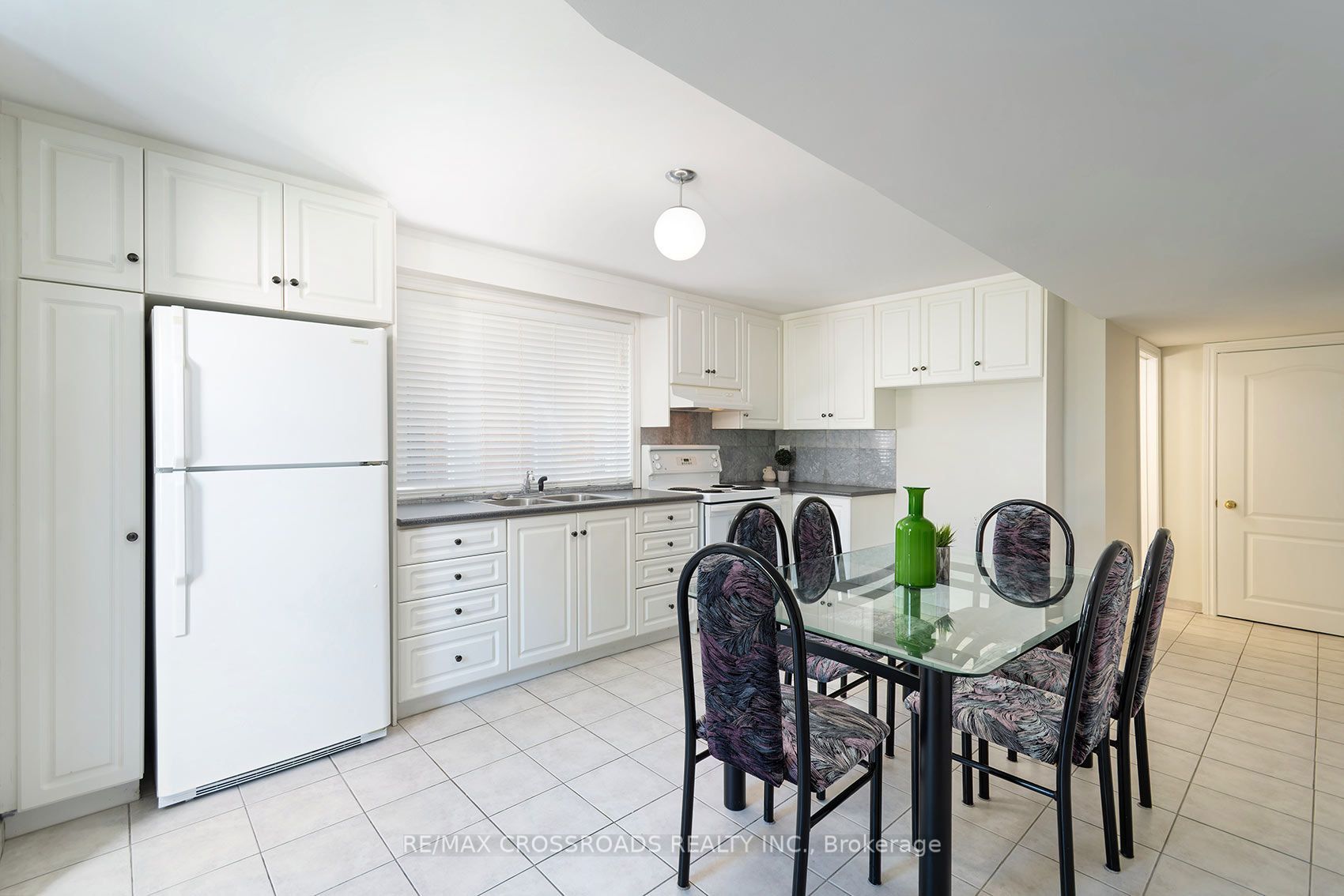 1859 New Street Property Photo 28