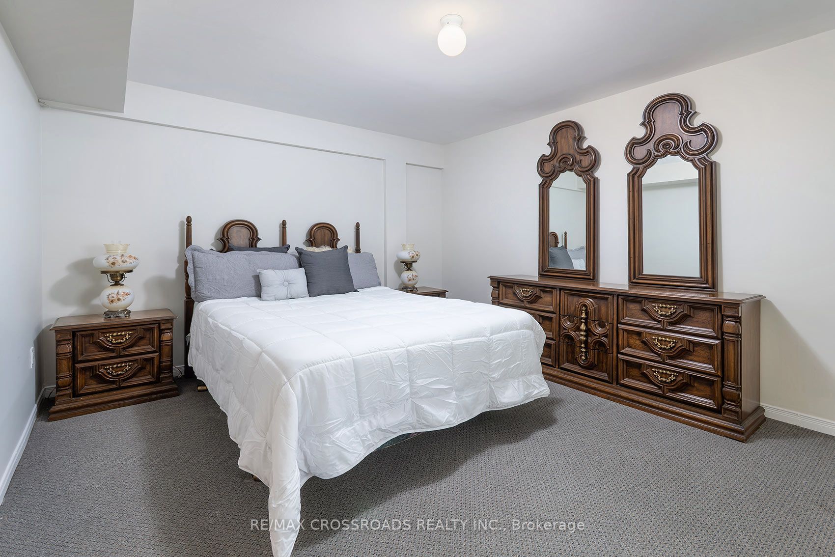 1859 New Street Property Photo 29