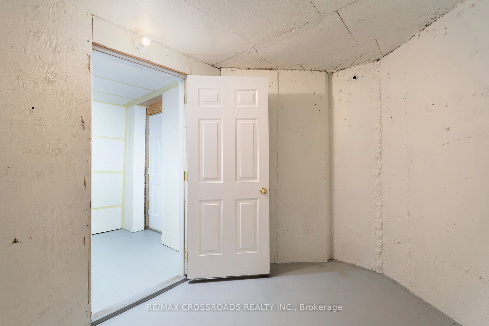 1859 New Street Property Photo 31