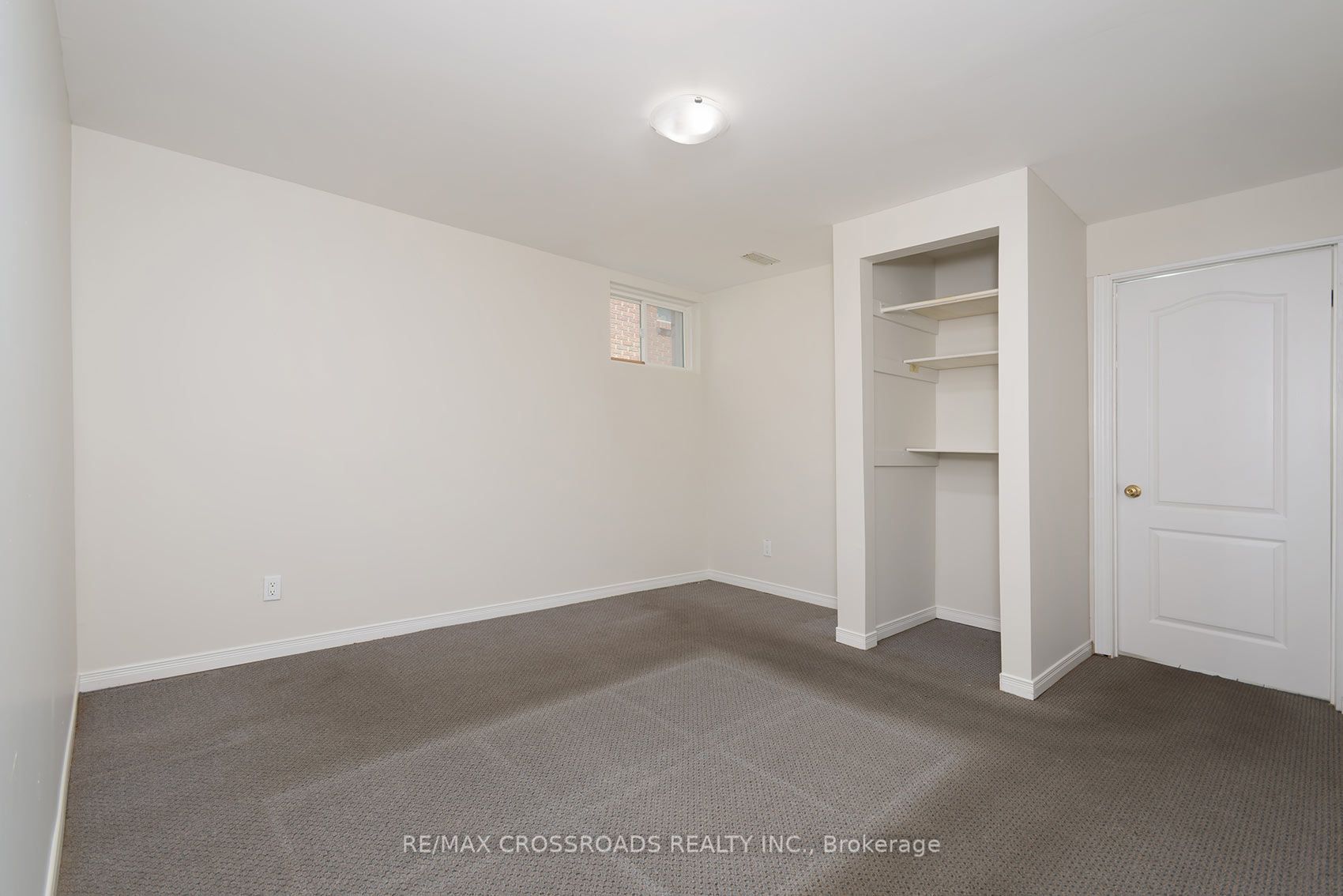 1859 New Street Property Photo 38